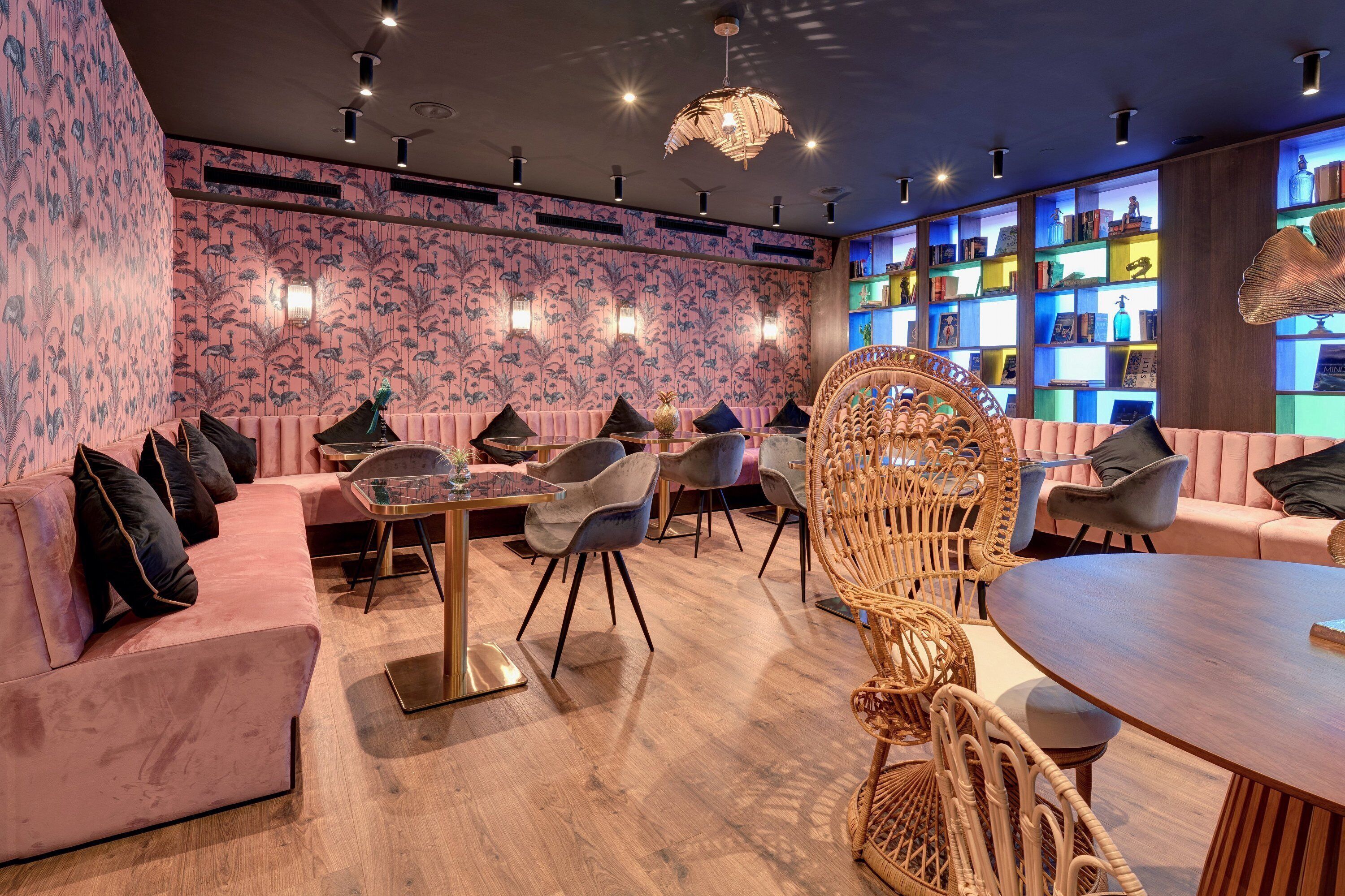 Hit the Sky Sporthotel