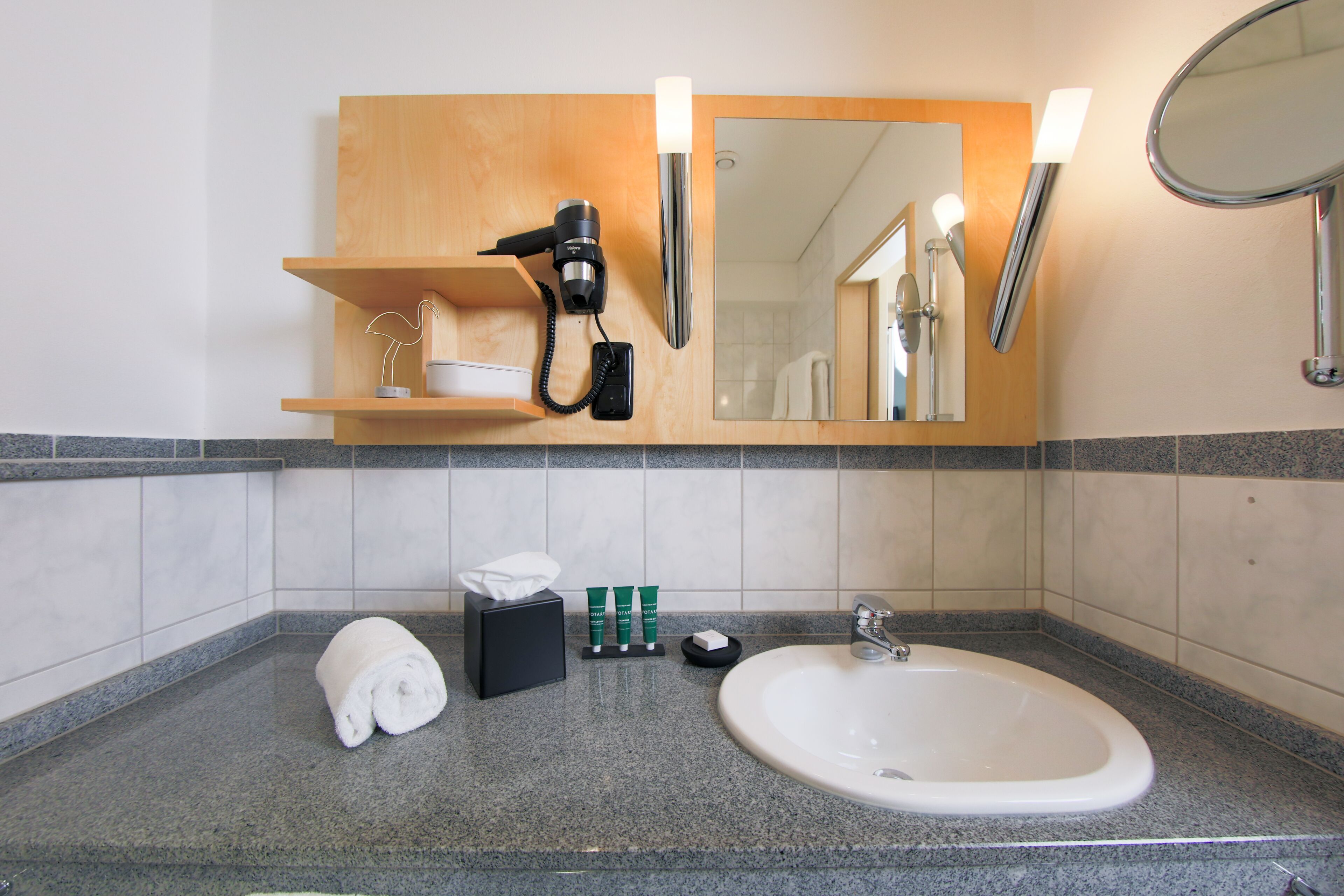 Hit the Sky Sporthotel