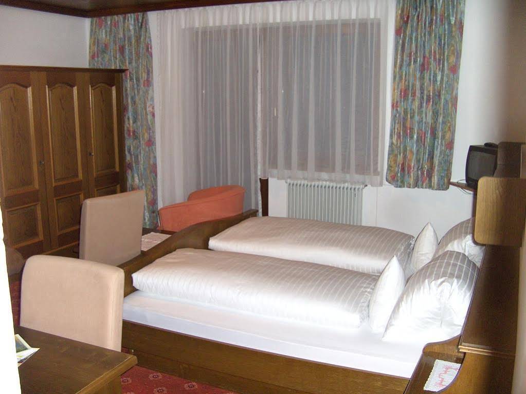 Pension Ticklhof am See