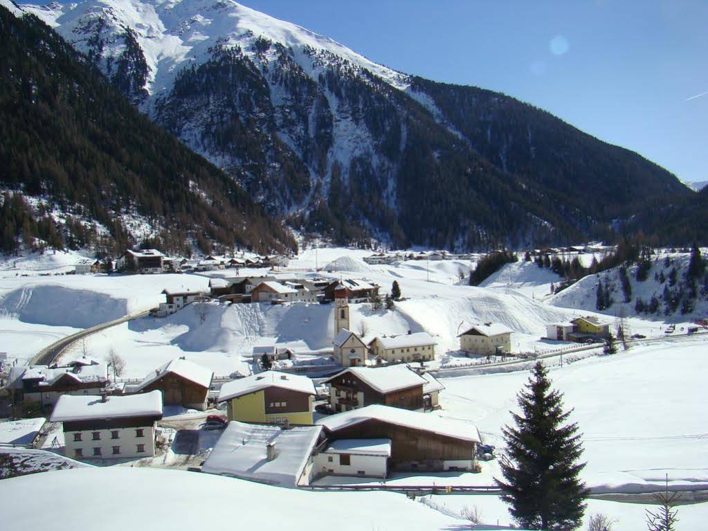 Haus am Brunnen