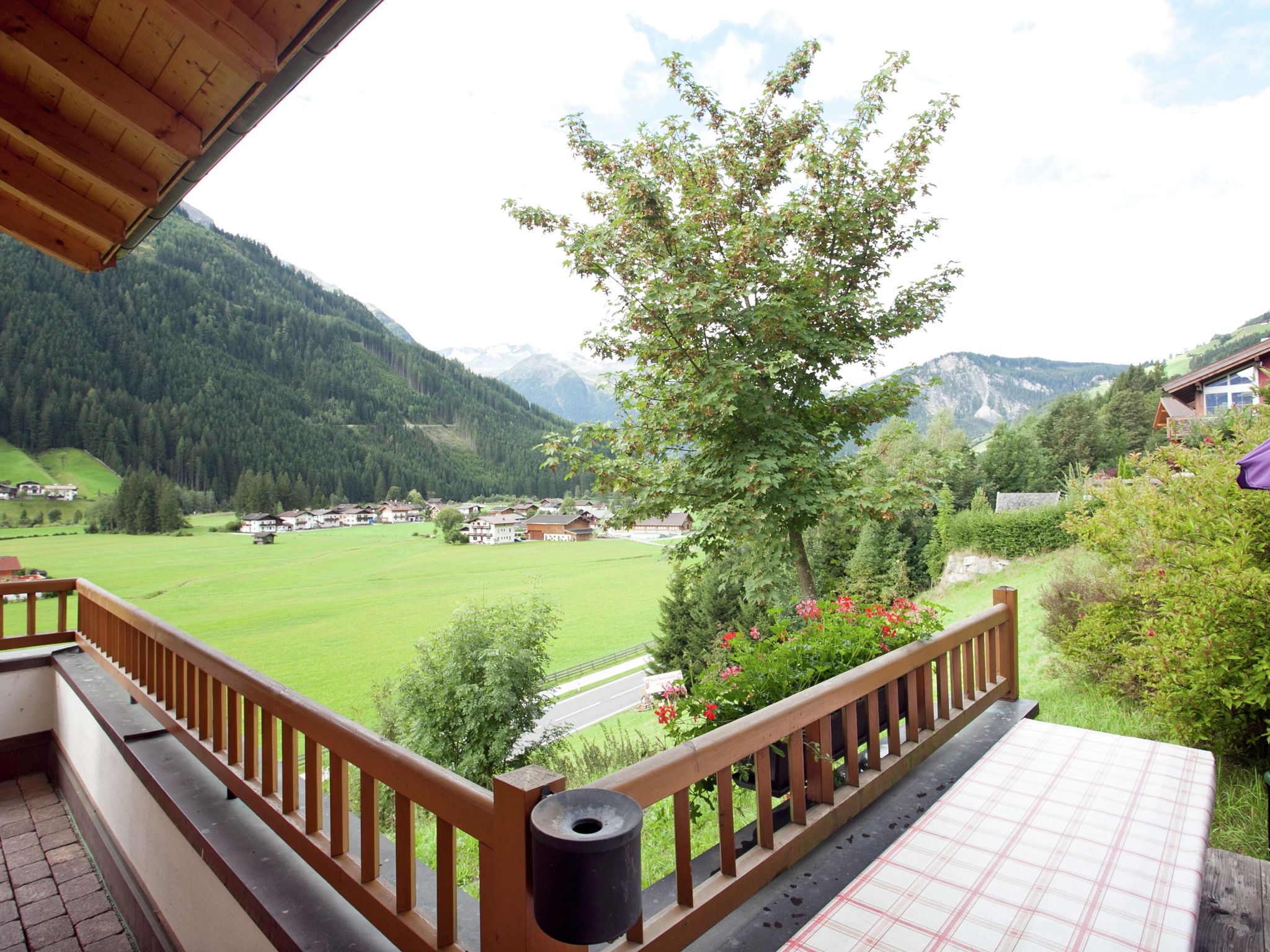 Chalets im Wald