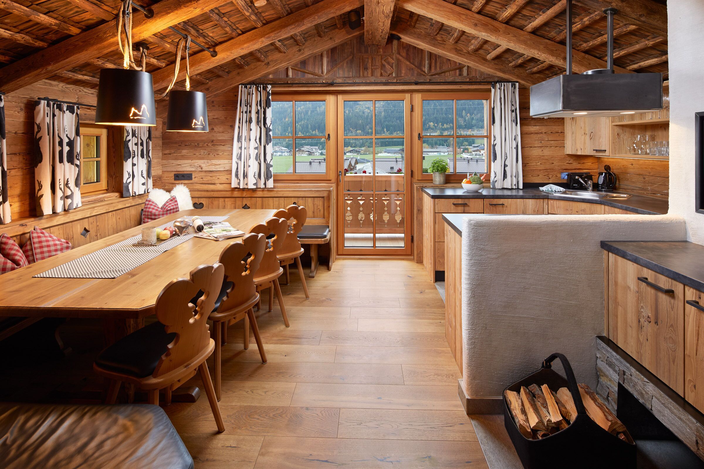 Almdorf Flachau Hütte