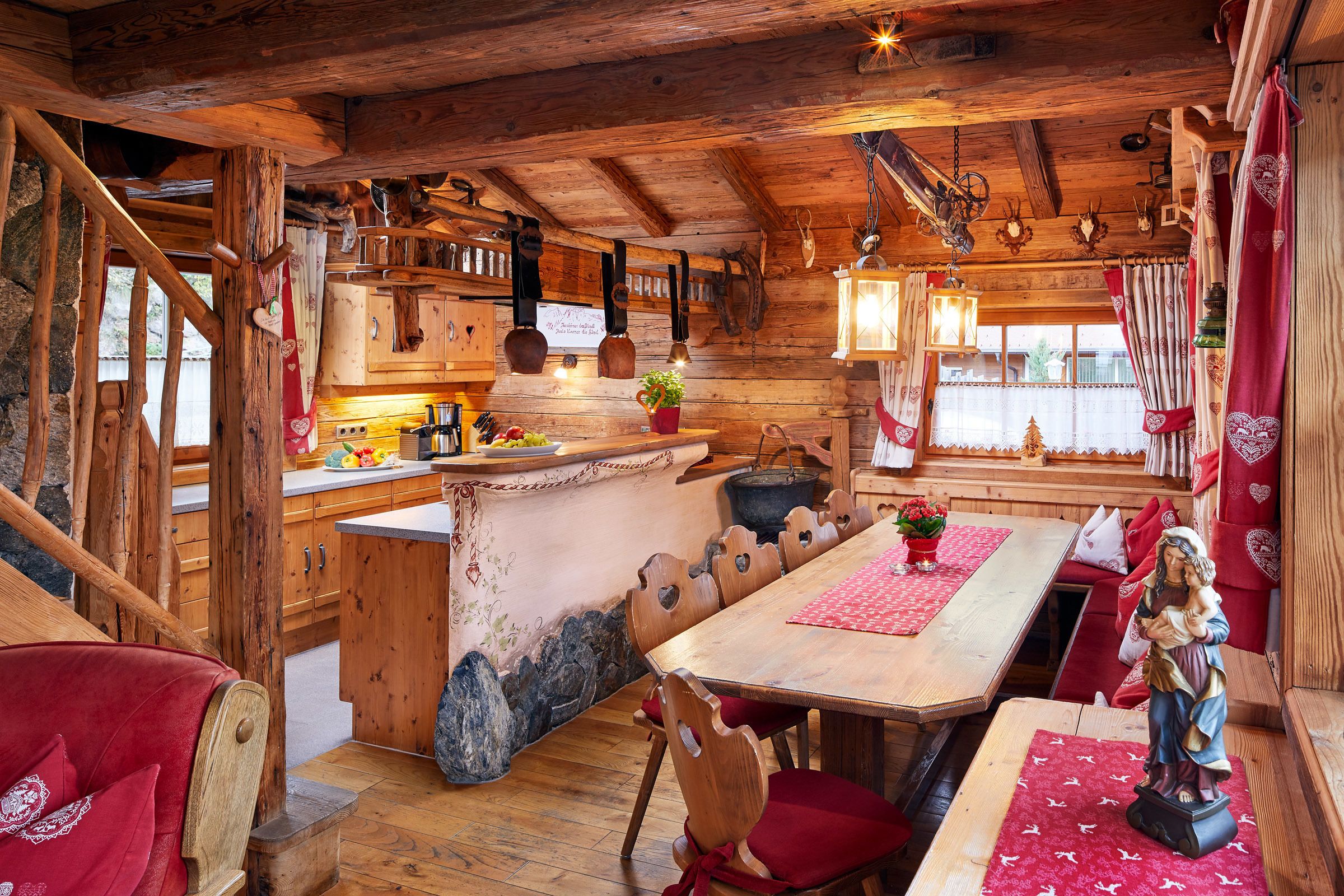 Almdorf Flachau Hütte
