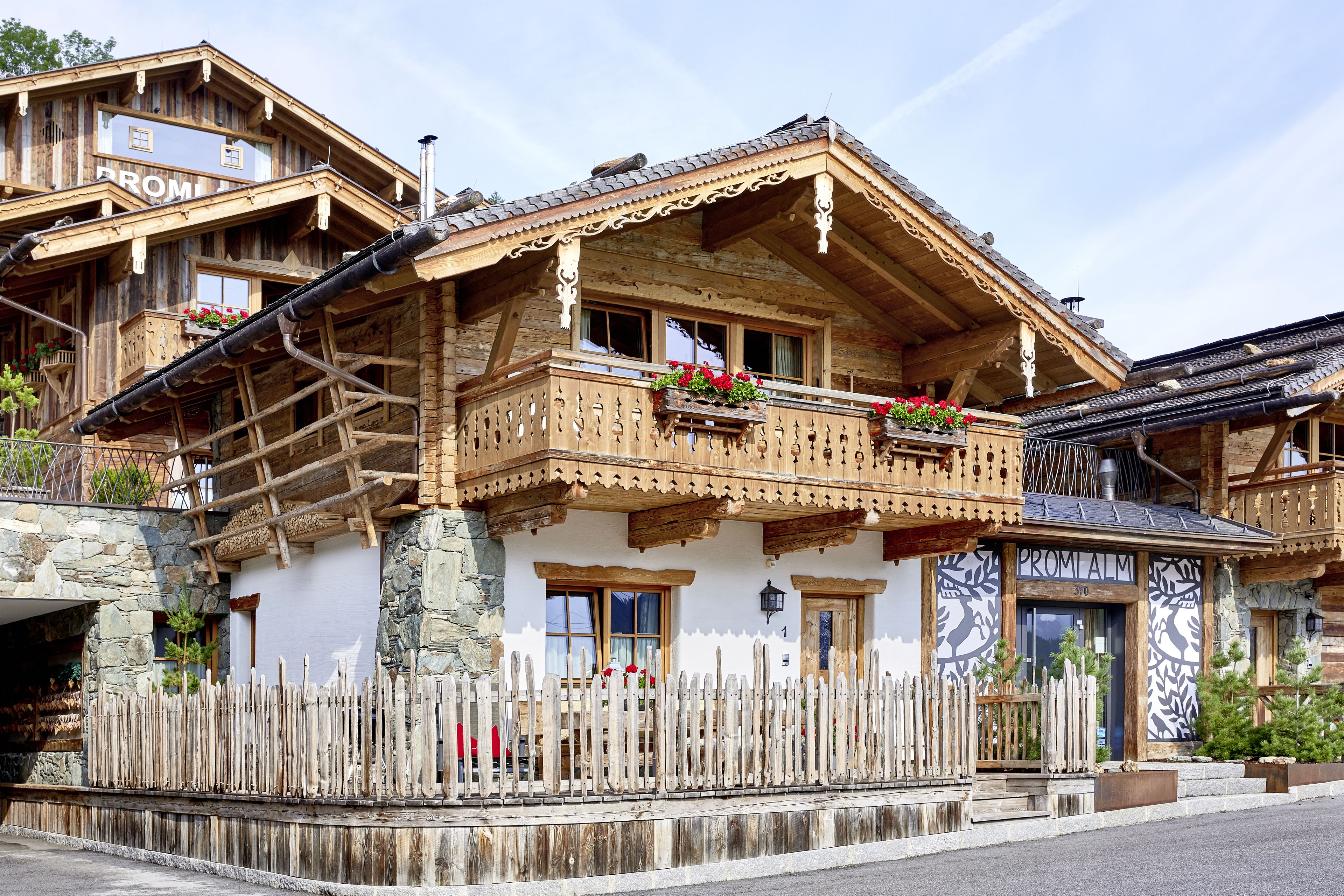 Almdorf Flachau Hütte