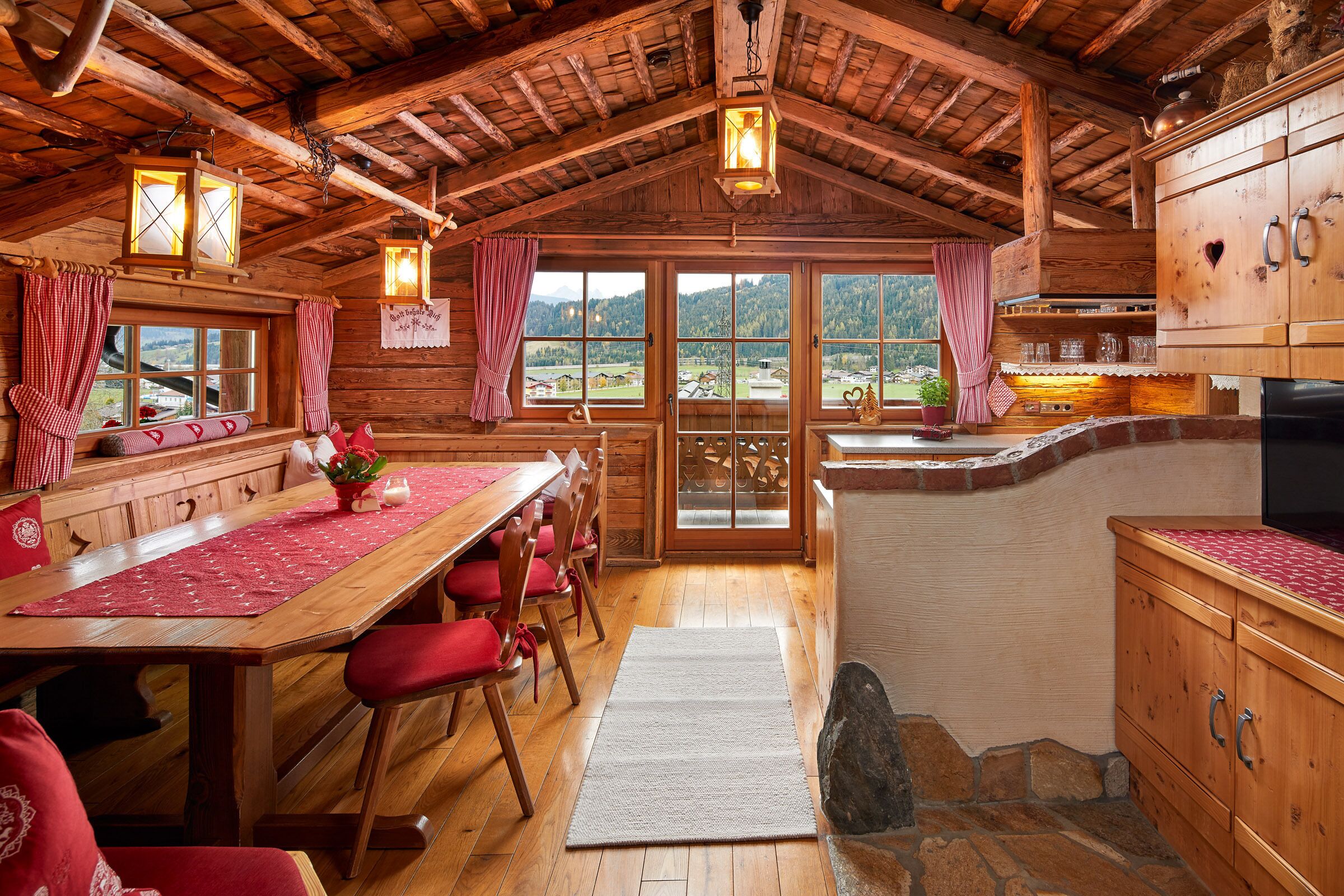 Almdorf Flachau Hütte