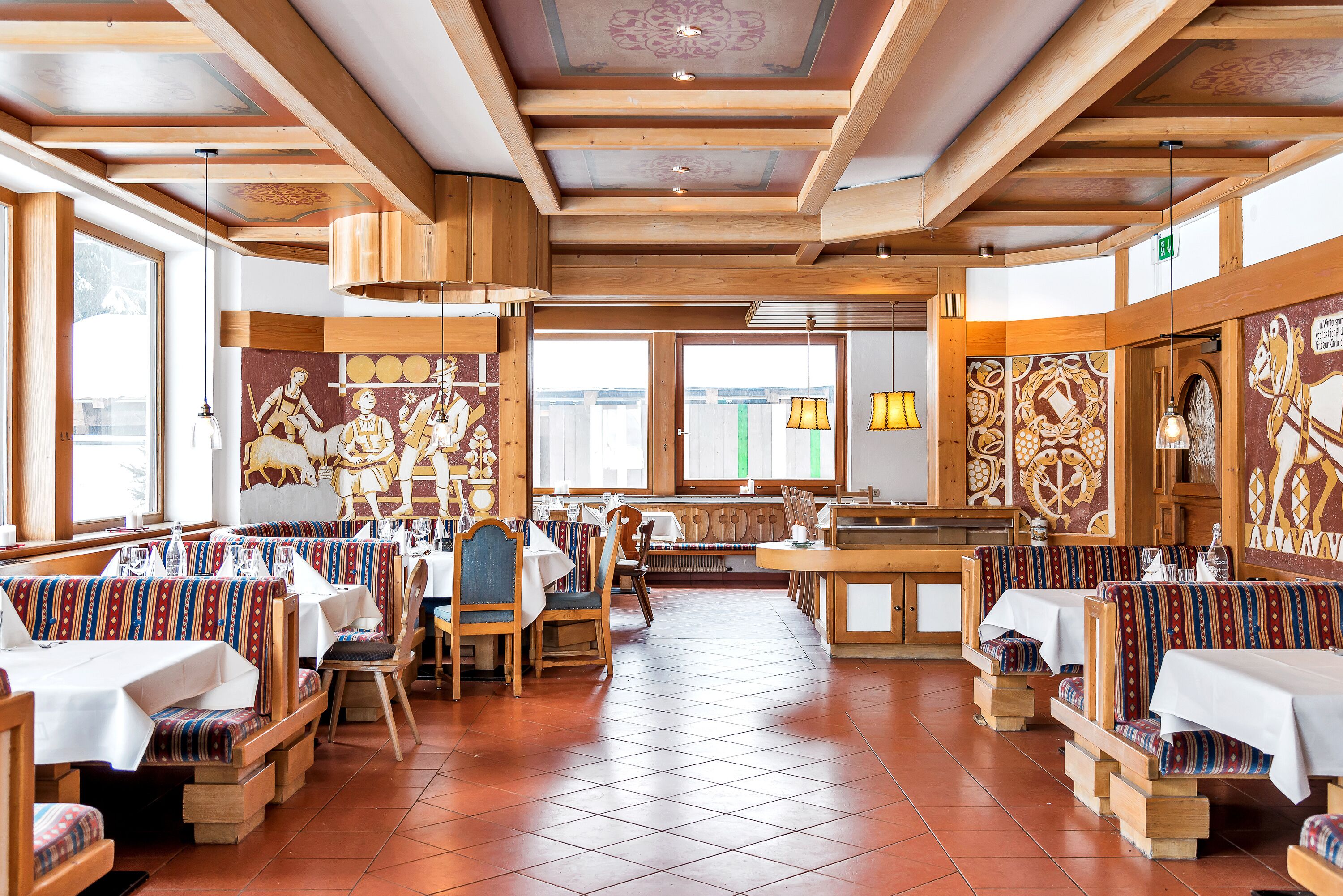 Hotel Pinzgauerhof by Skinetworks