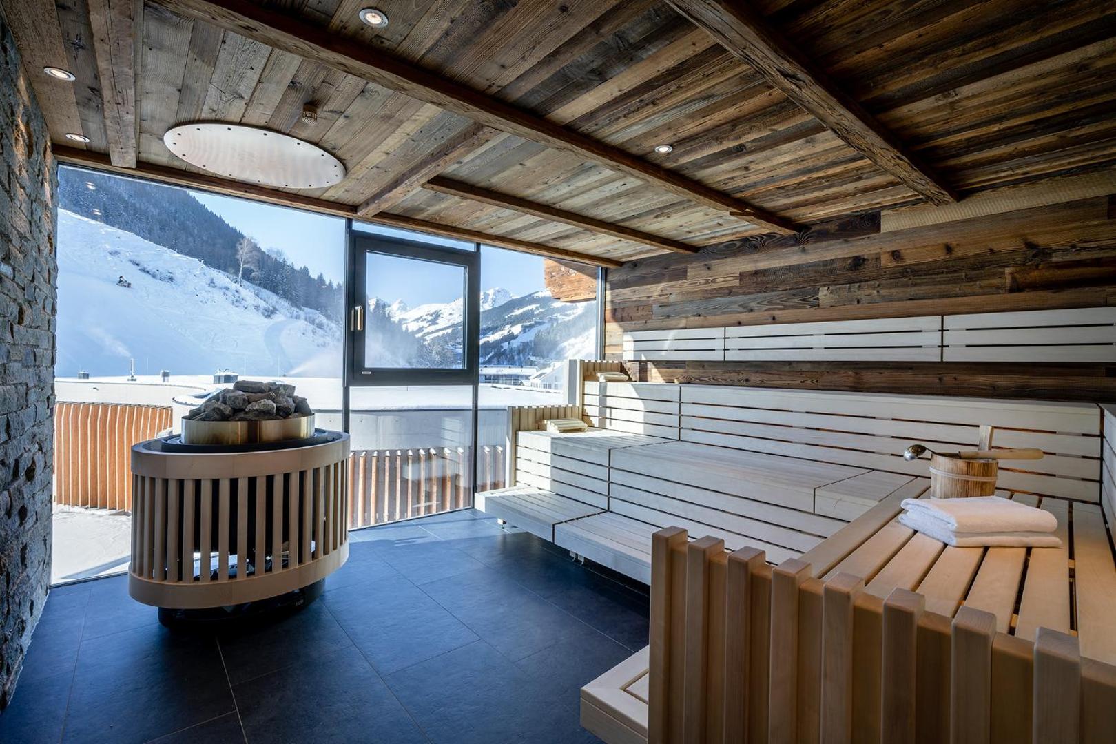 Hotel Zwölferhaus