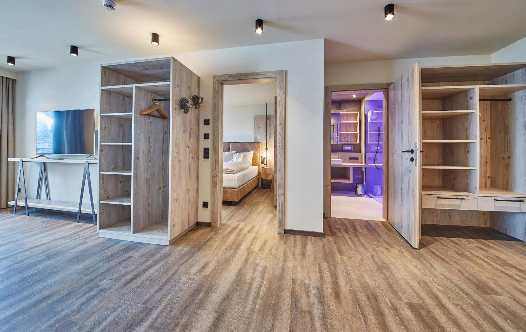 Thomsn Central Hotel & Appartements