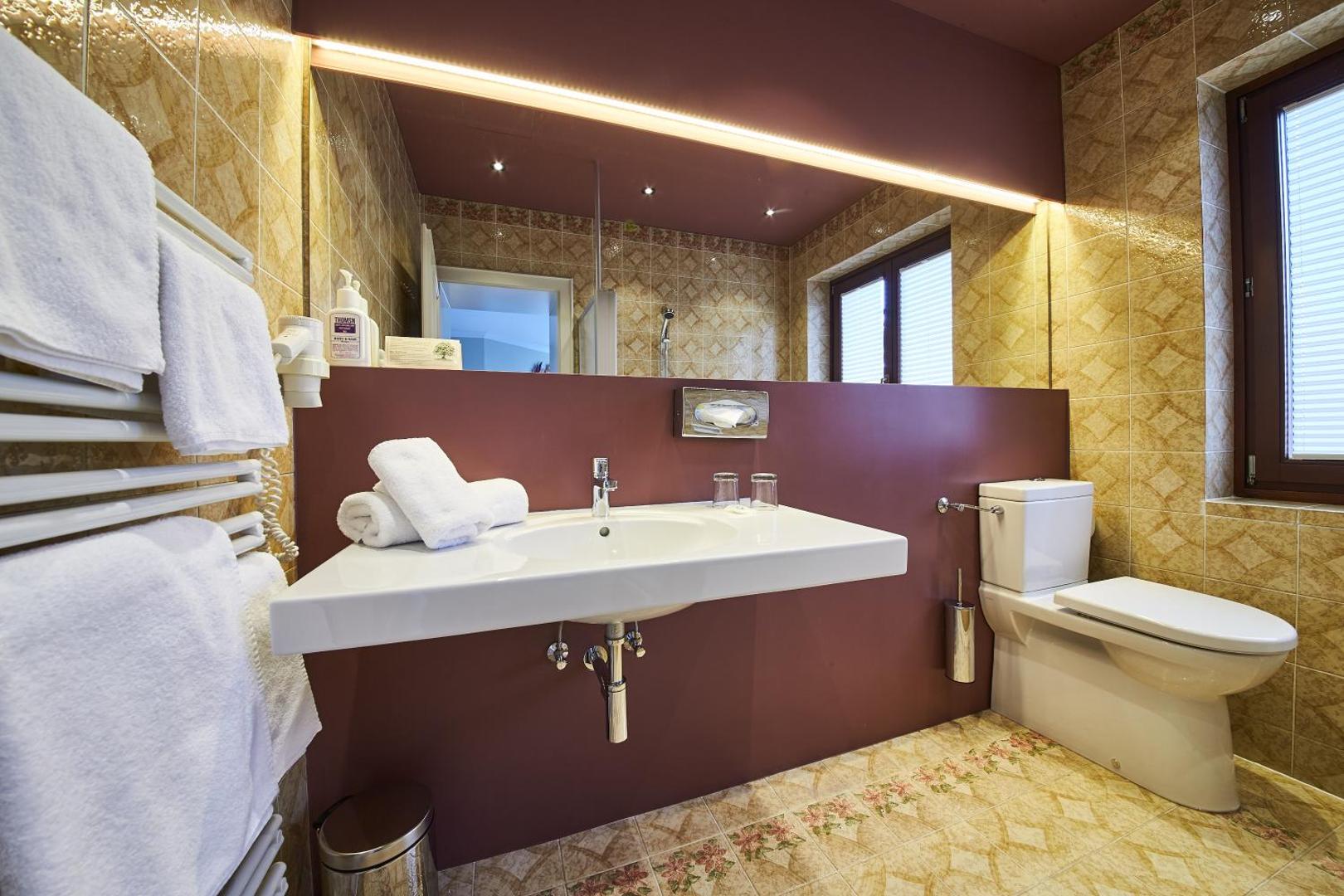 Thomsn Central Hotel & Appartements
