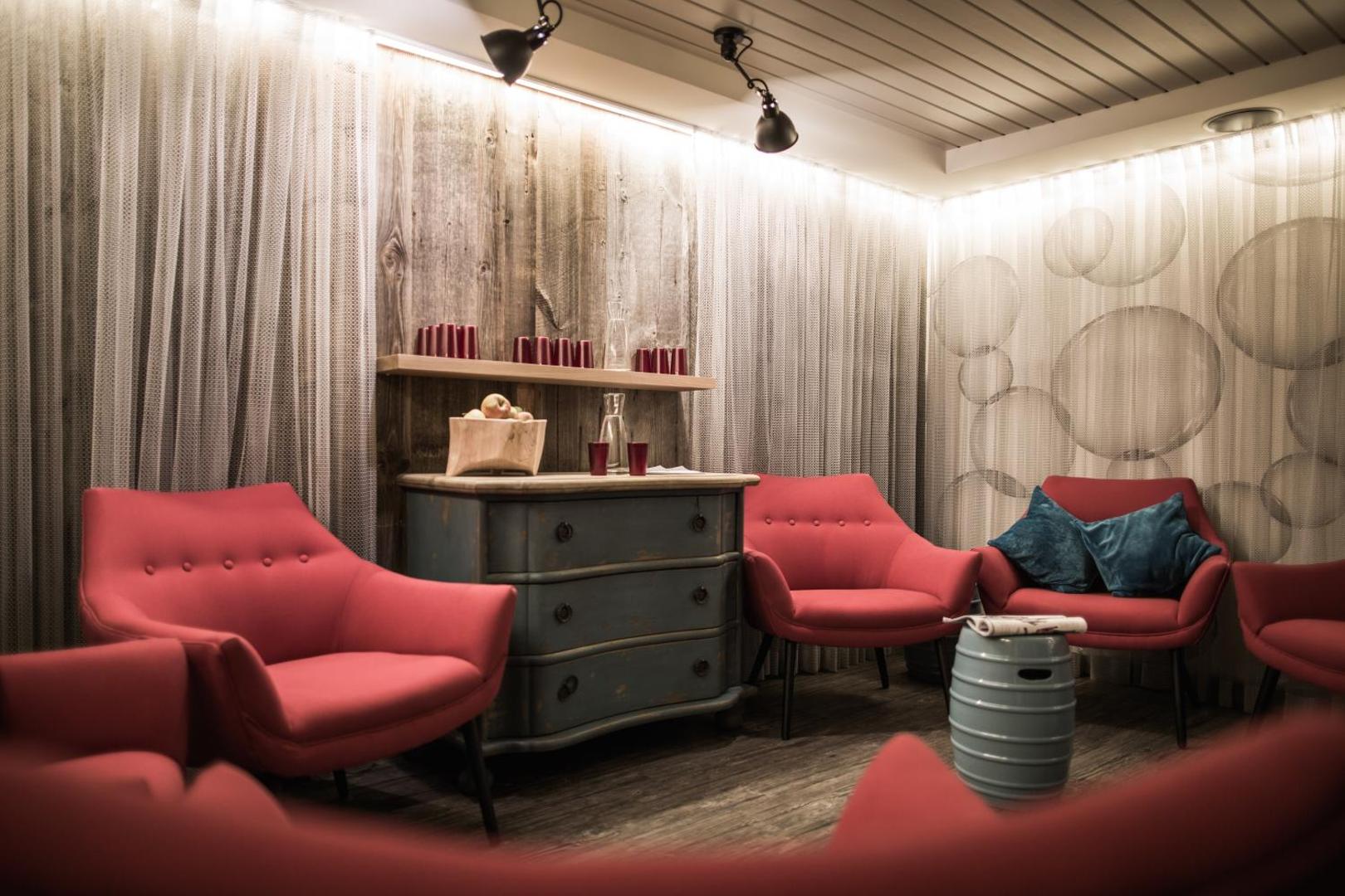 Thomsn Central Hotel & Appartements