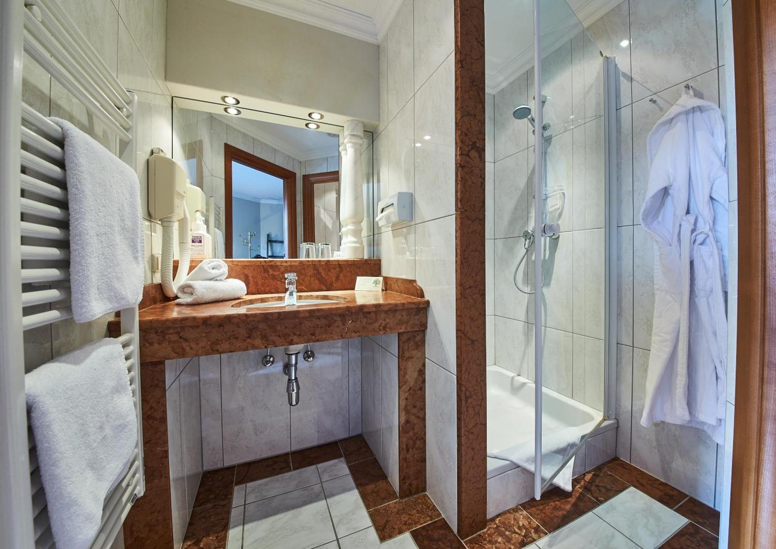 Thomsn Central Hotel & Appartements