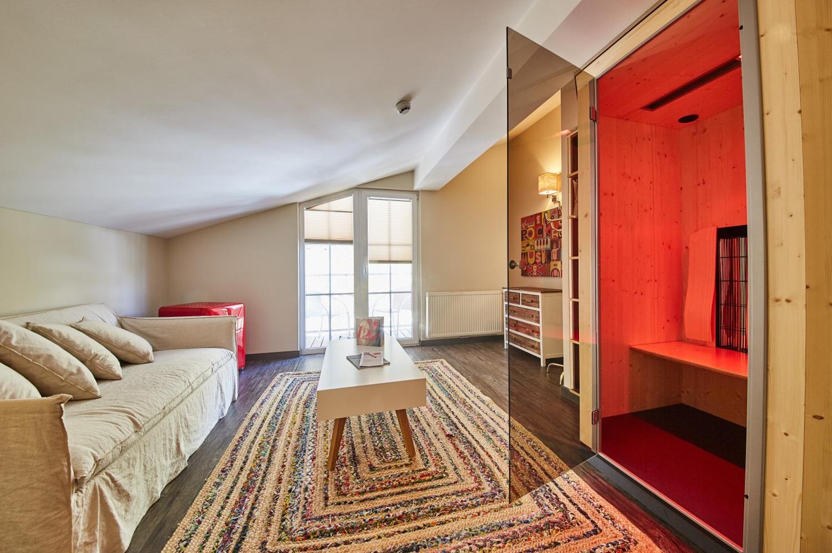 Thomsn Central Hotel & Appartements