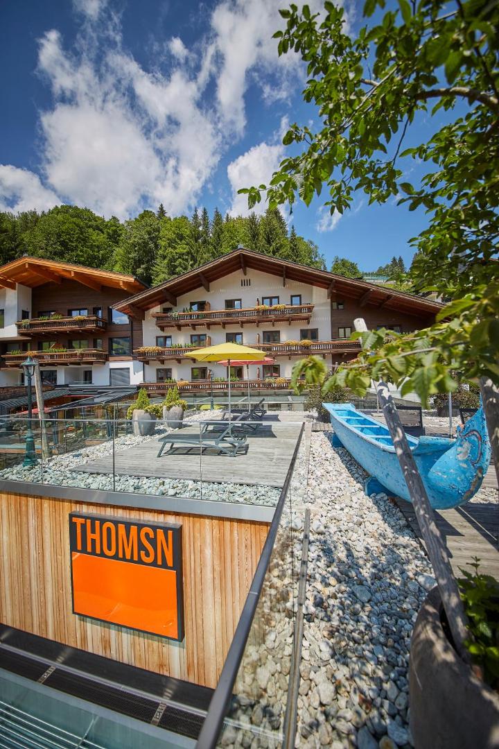 Thomsn Central Hotel & Appartements