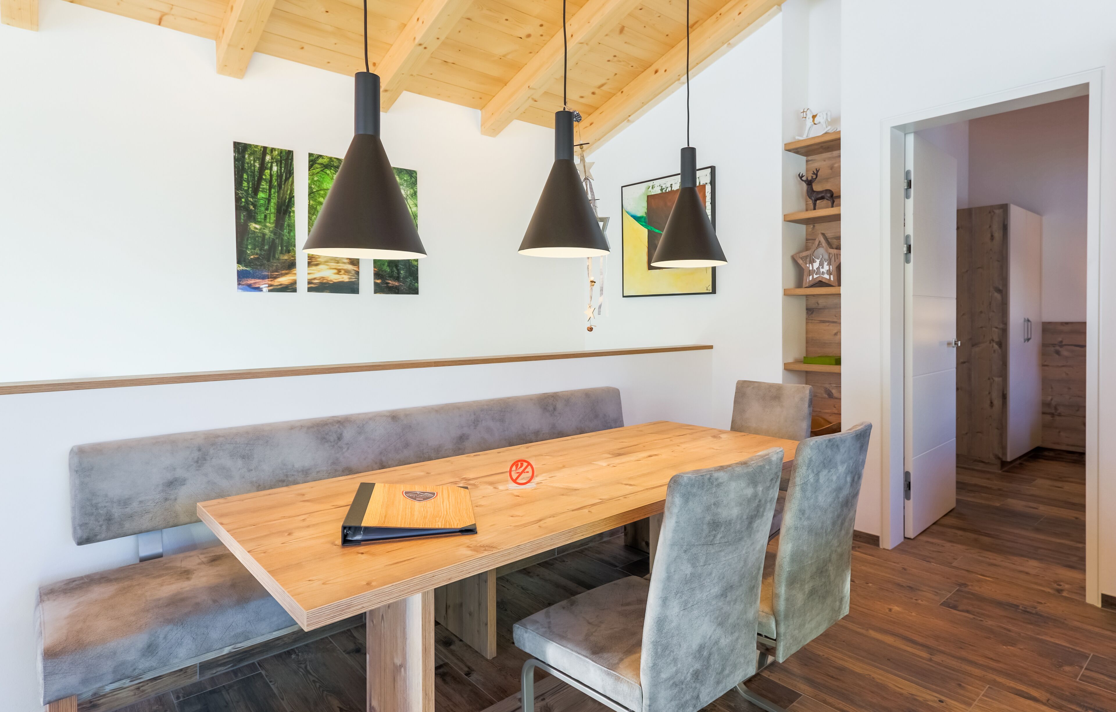Aurora Mountain Chalet by Alpin Rentals