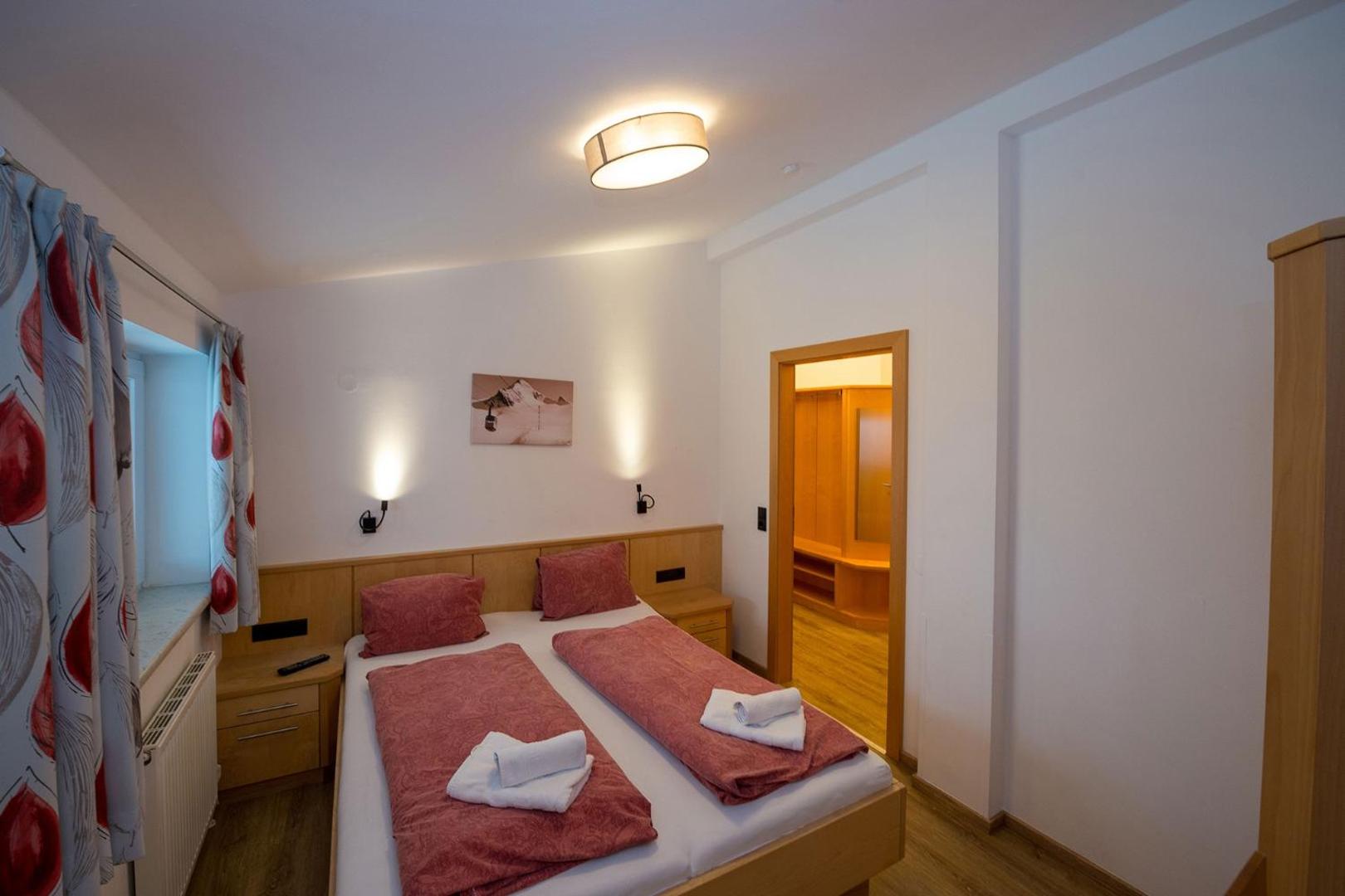 Elto Apartments