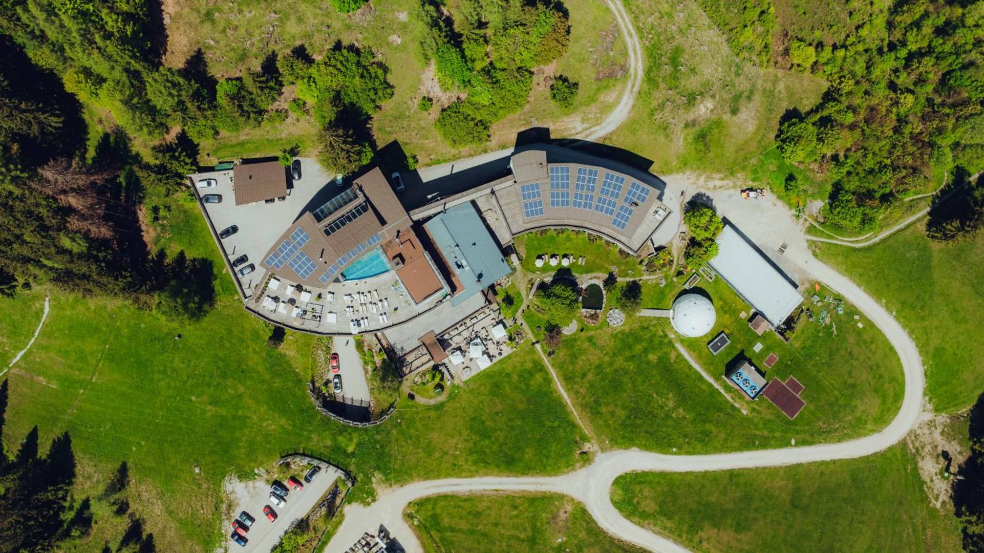 Holzhotel Forsthofalm