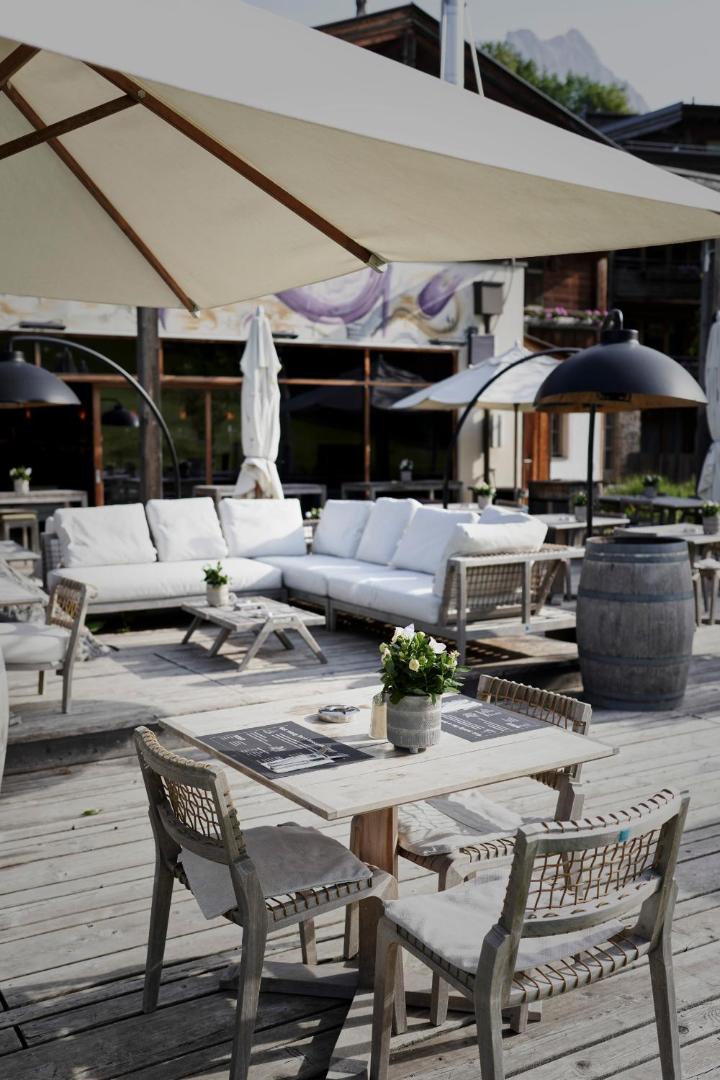 Holzhotel Forsthofalm