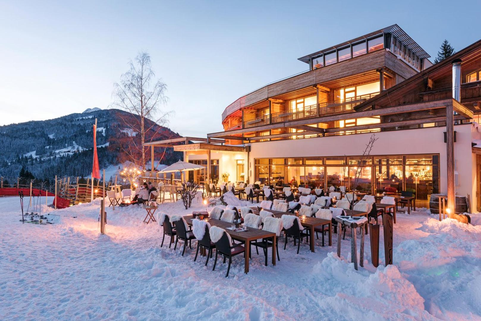 Holzhotel Forsthofalm