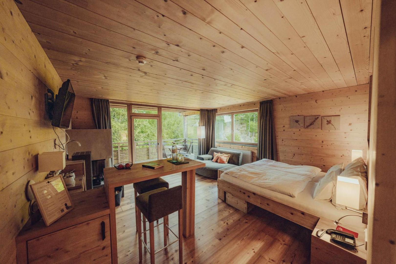 Holzhotel Forsthofalm