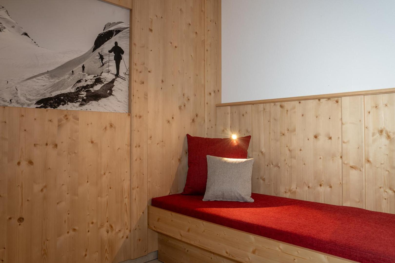 Avenida Panorama Chalets by Alpin Rentals