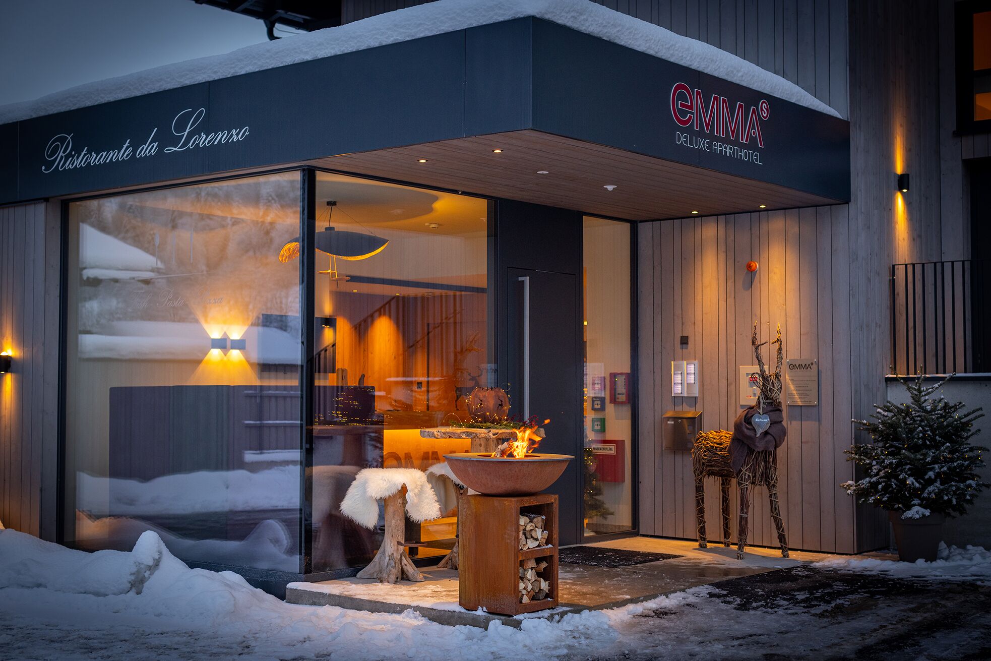 Emma Deluxe Aparthotel