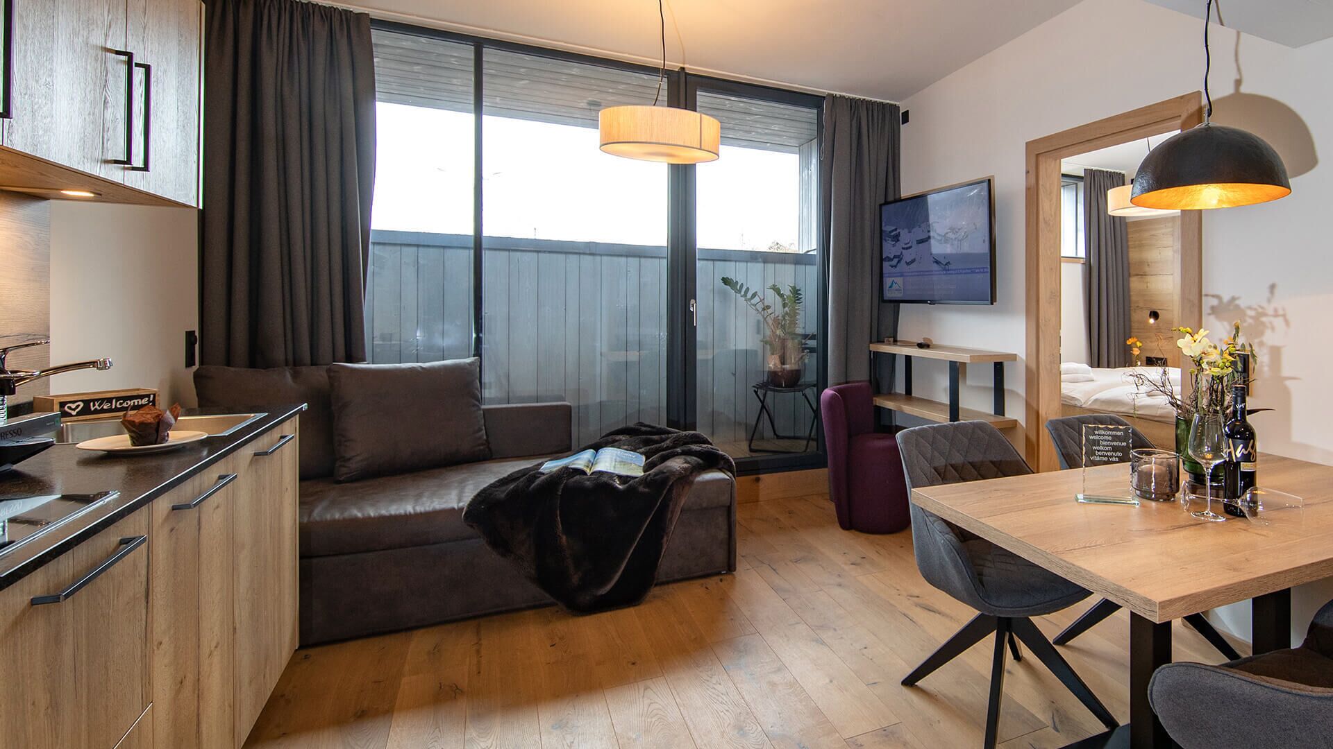 Emma Deluxe Aparthotel