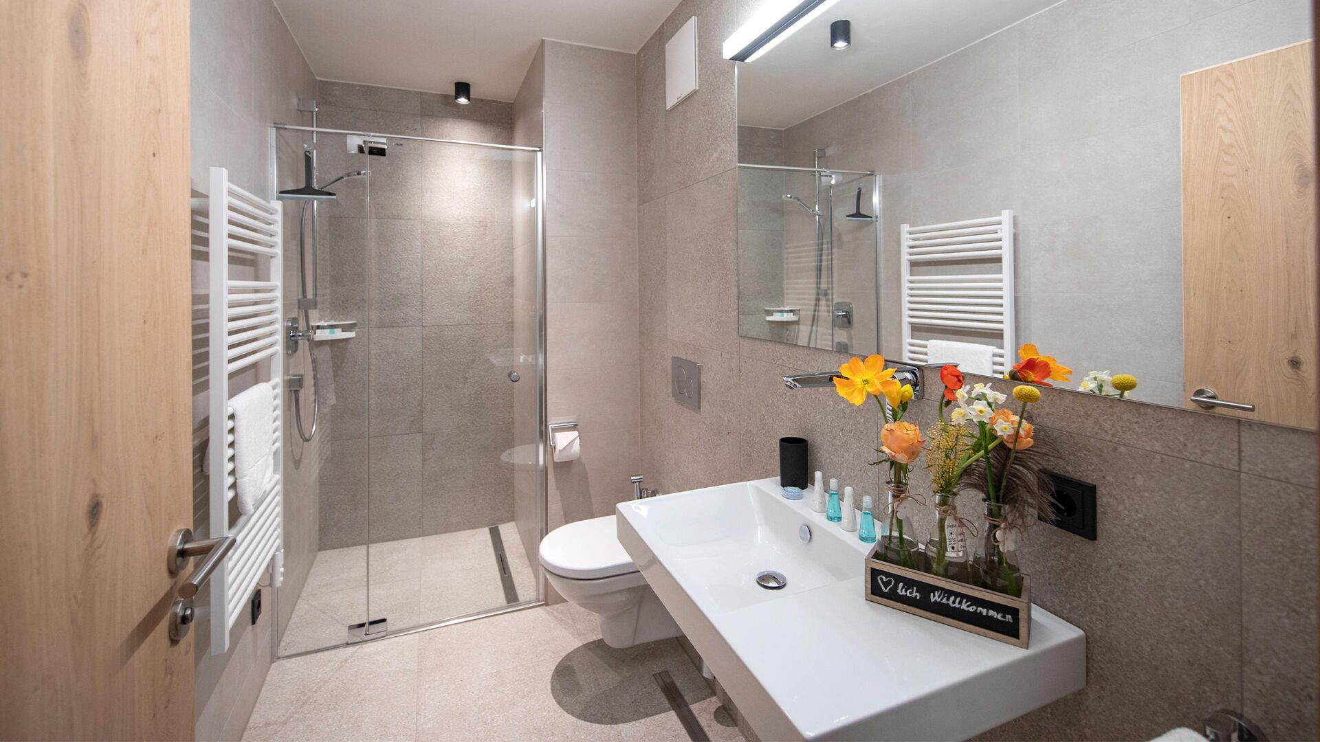 Emma Deluxe Aparthotel
