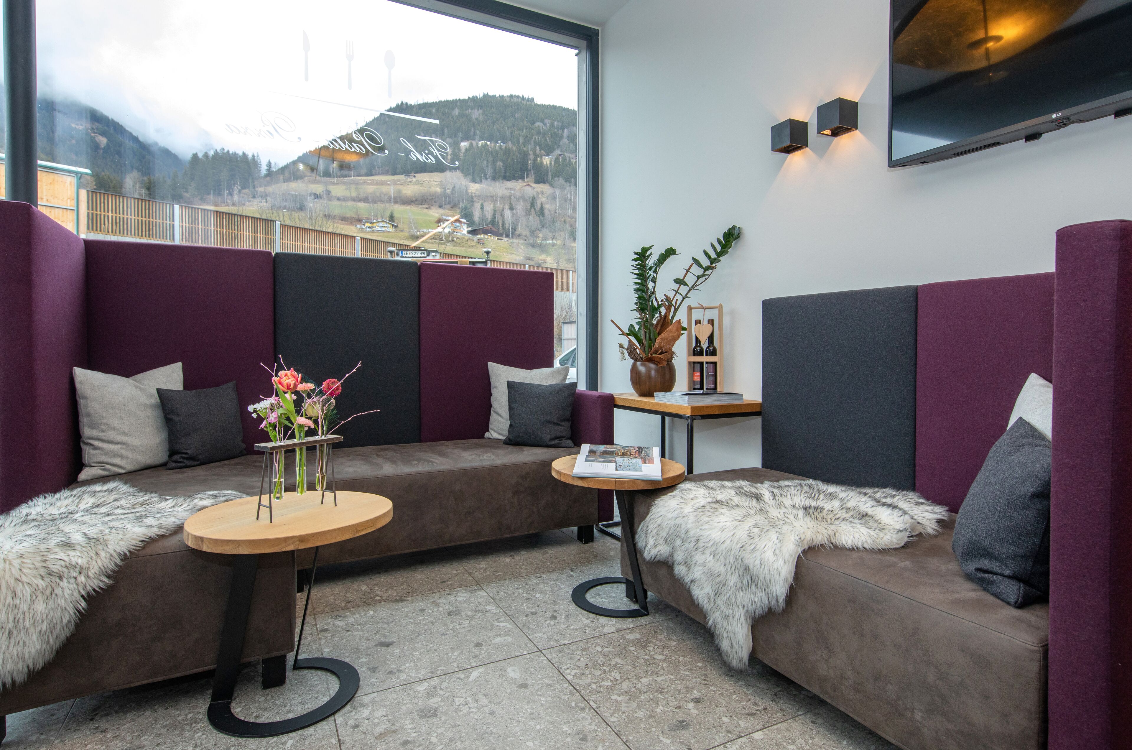 Emma Deluxe Aparthotel