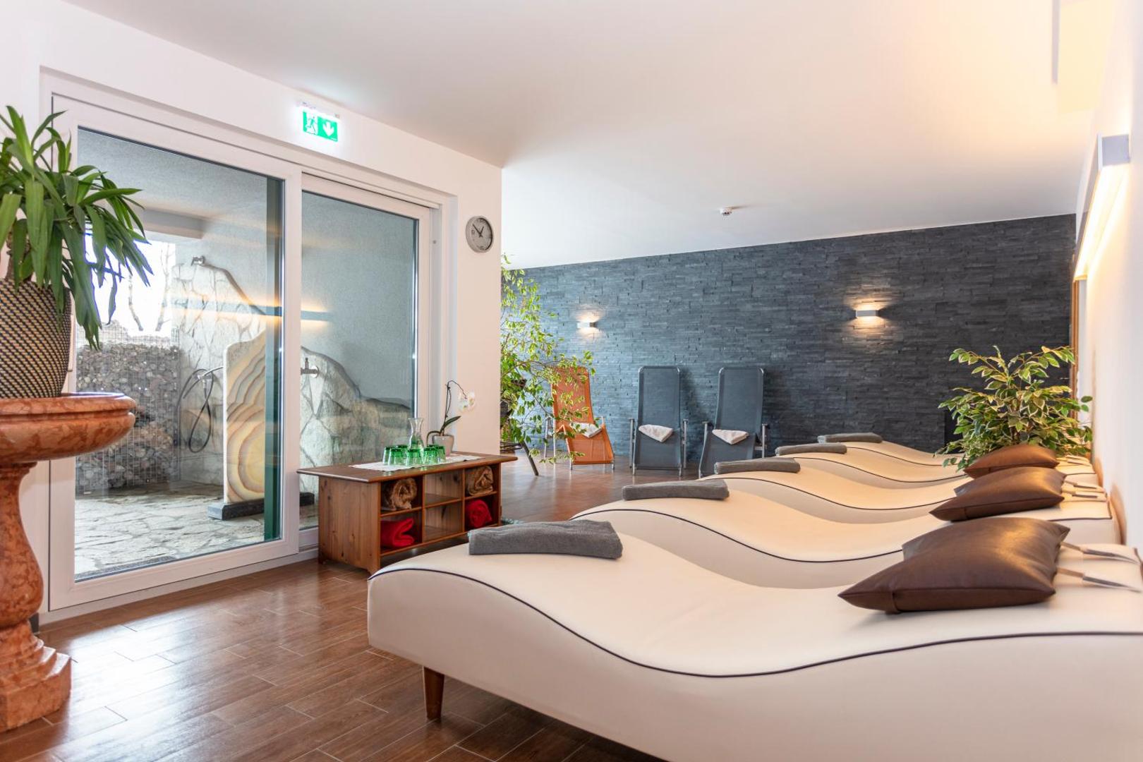 Klawunn Hotel & Apartment