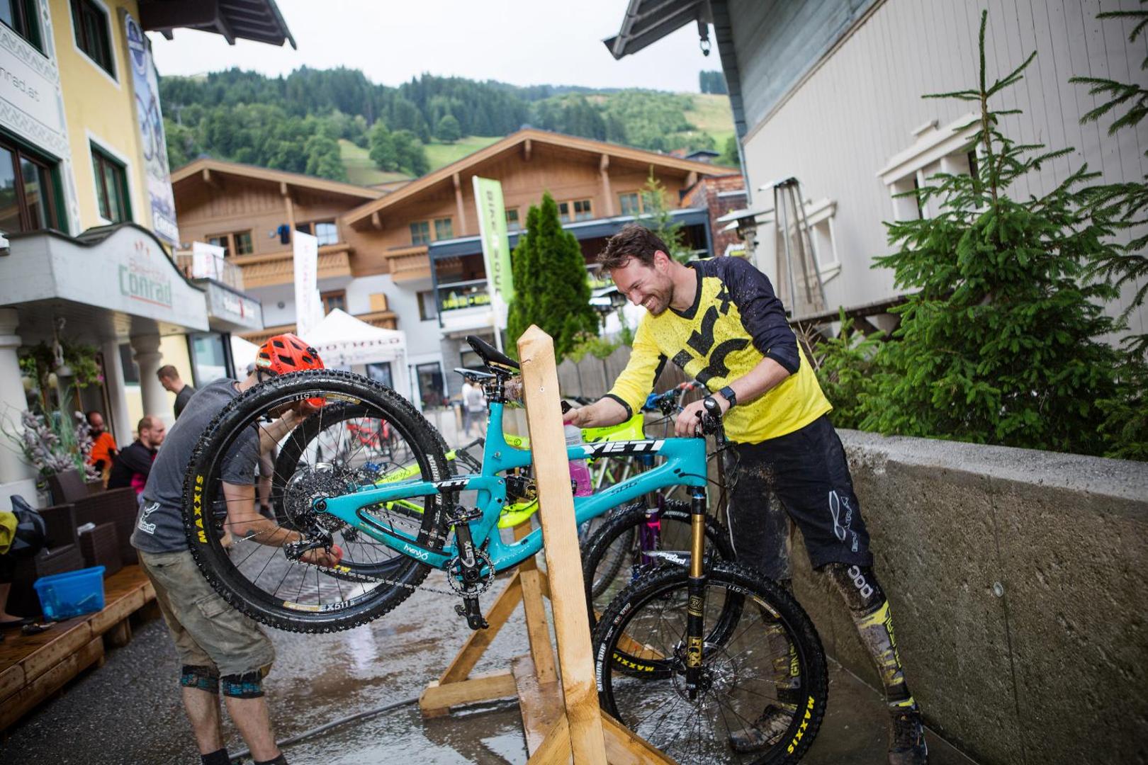 Bike-Hotel Heli's B&B