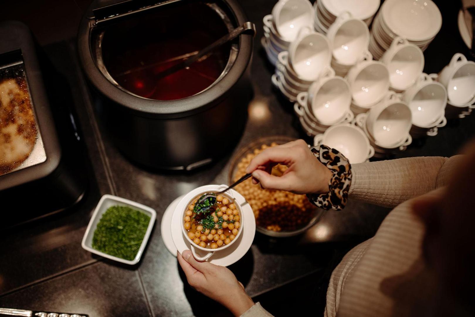 Familien- & Gartenhotel Theresia