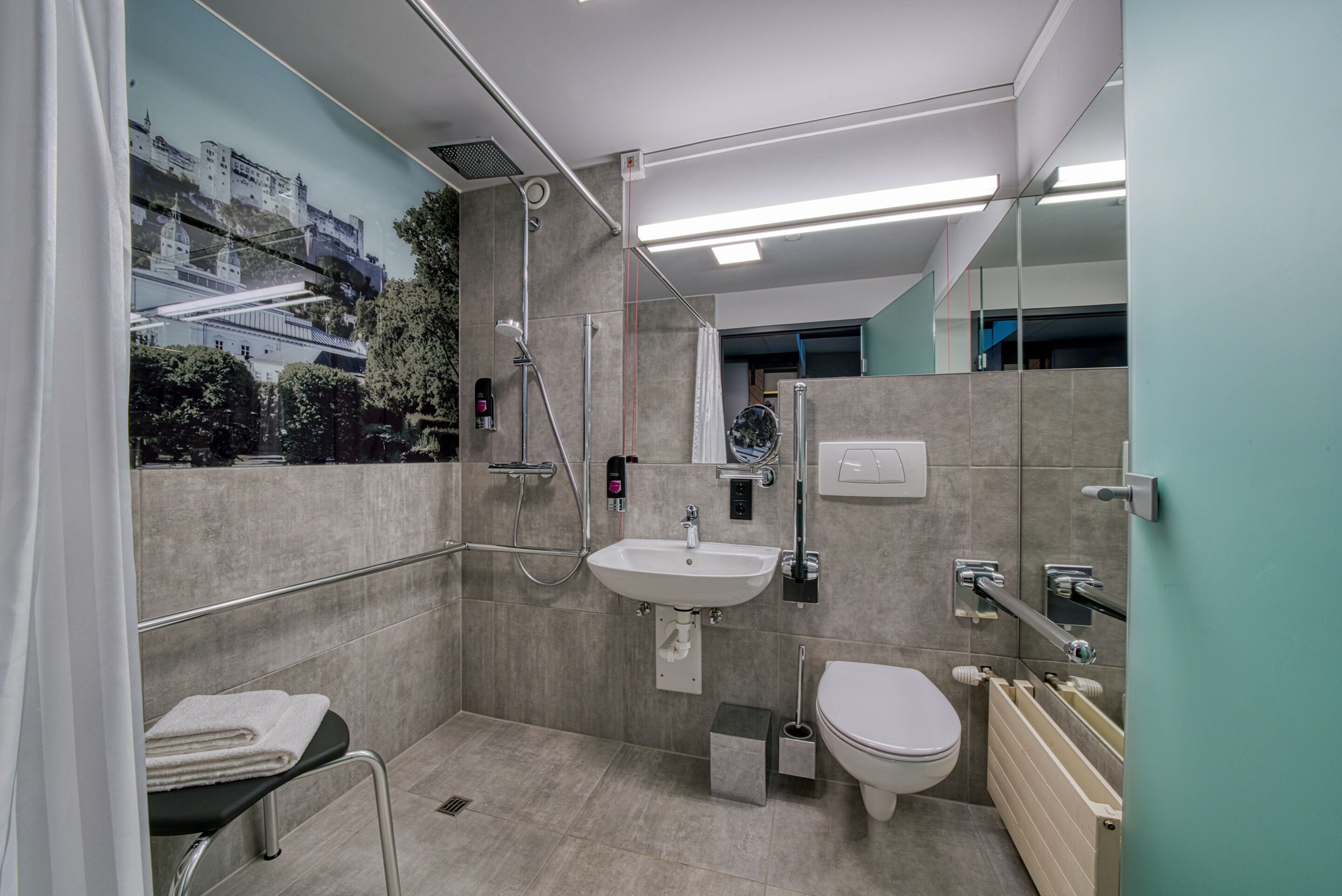FourSide Hotel Salzburg, Trademark Collection by Wyndham