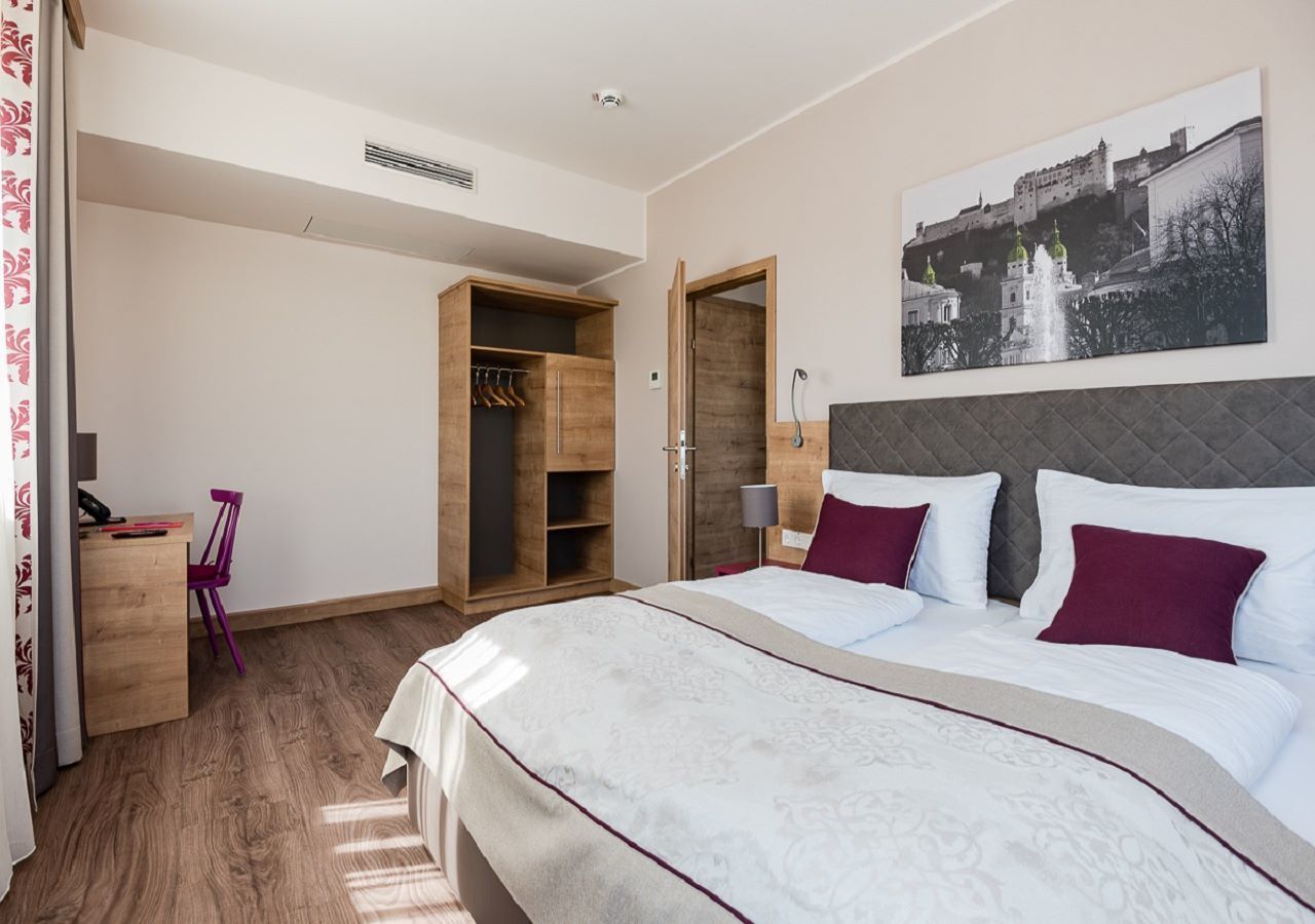 Hotel Max 70