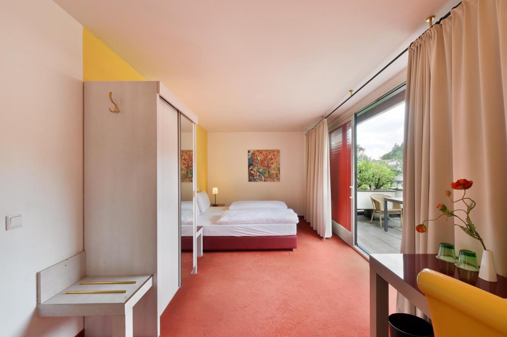 Hotel Neutor Express