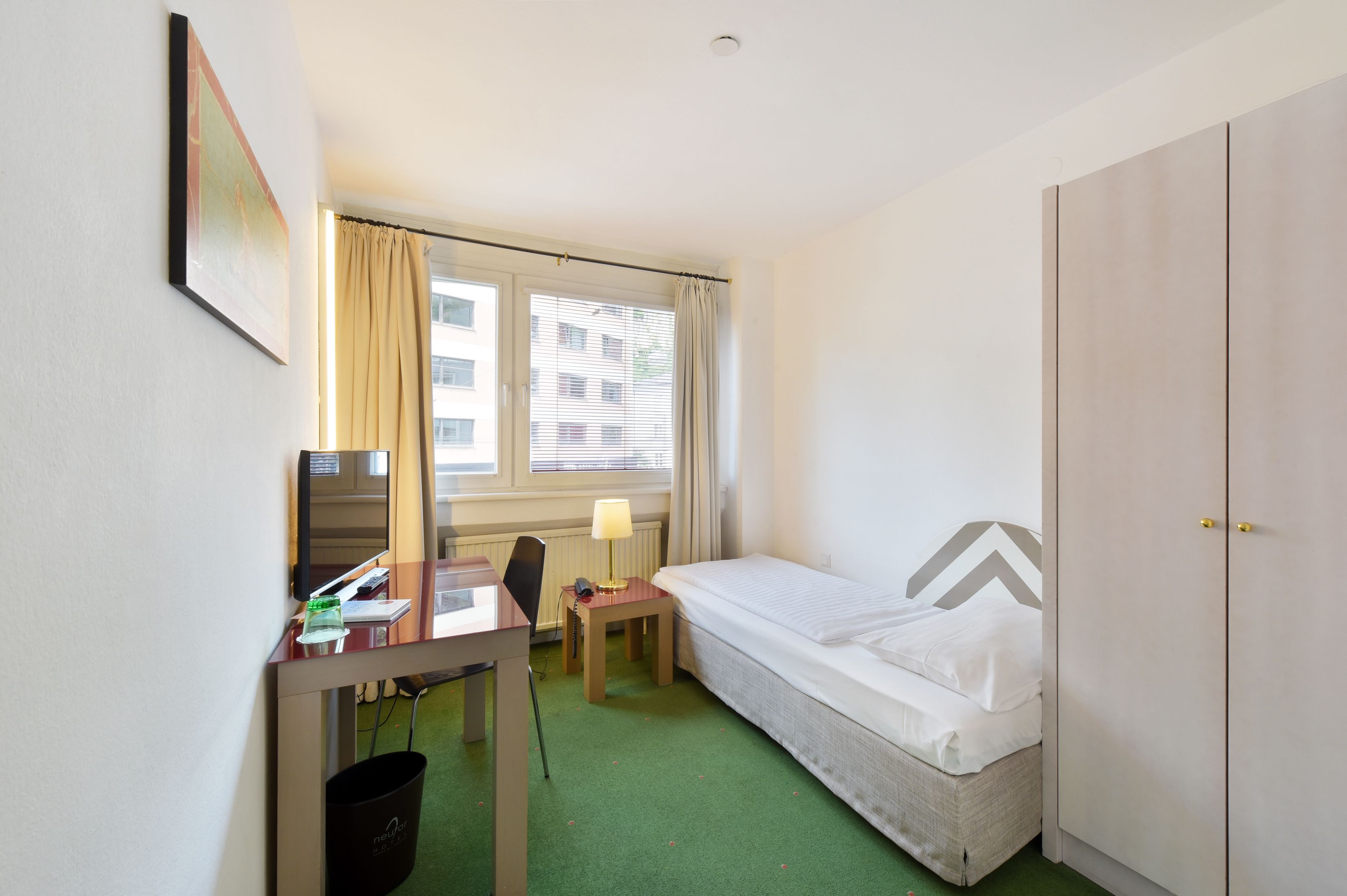 Hotel Neutor Express