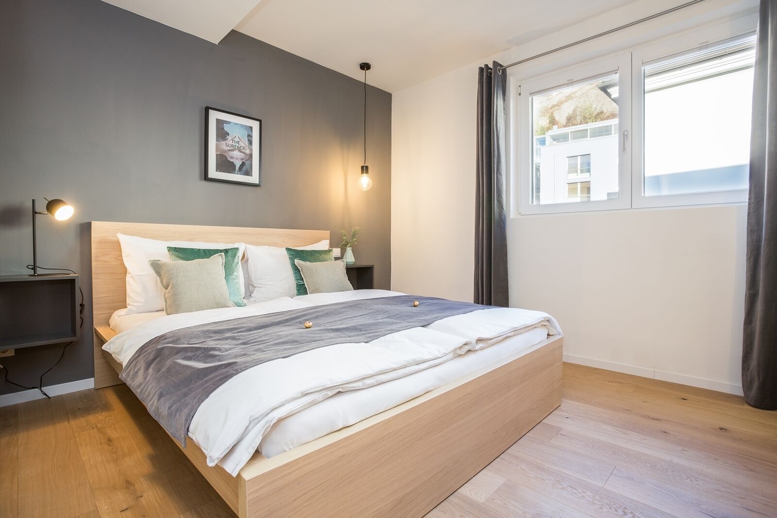 Room 5 Apartments