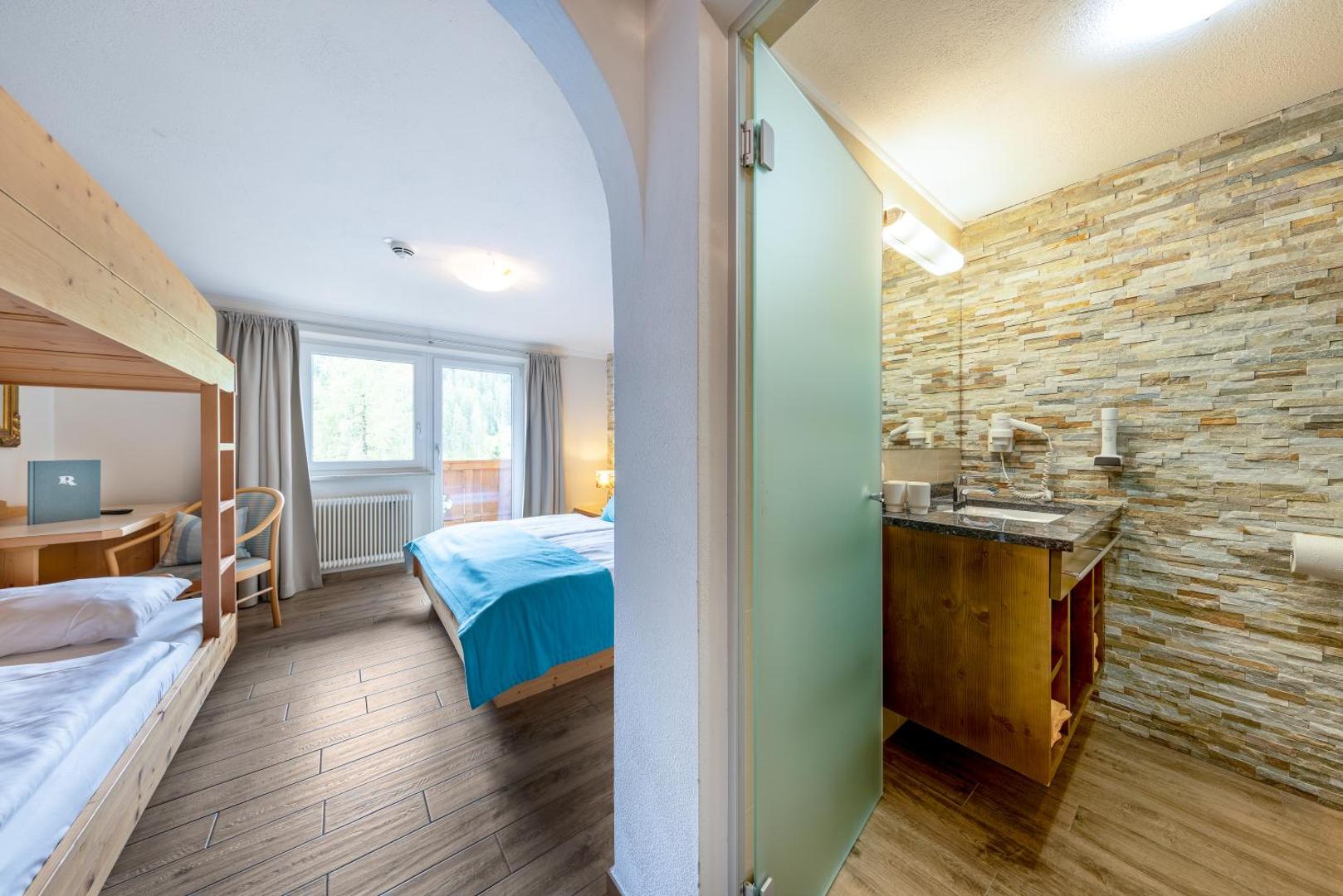 Hotel Ronach