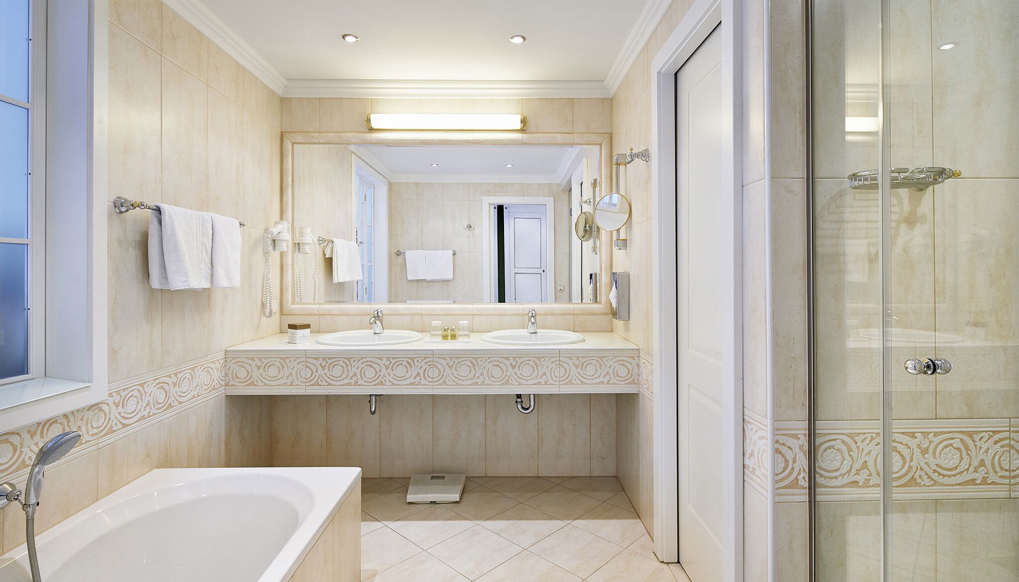 Grand Hotel Zell Am See