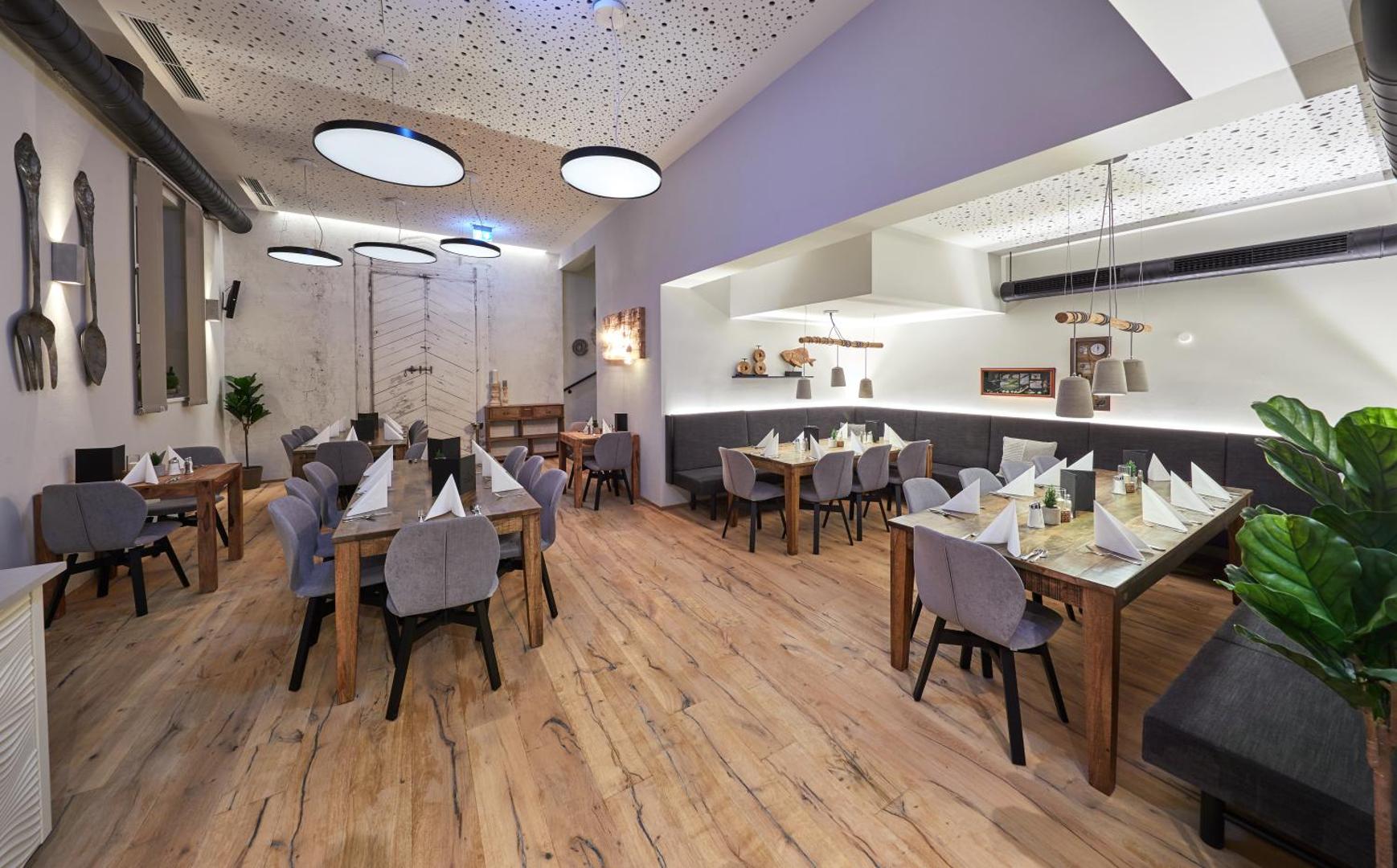 Two Timez Boutique Hotel