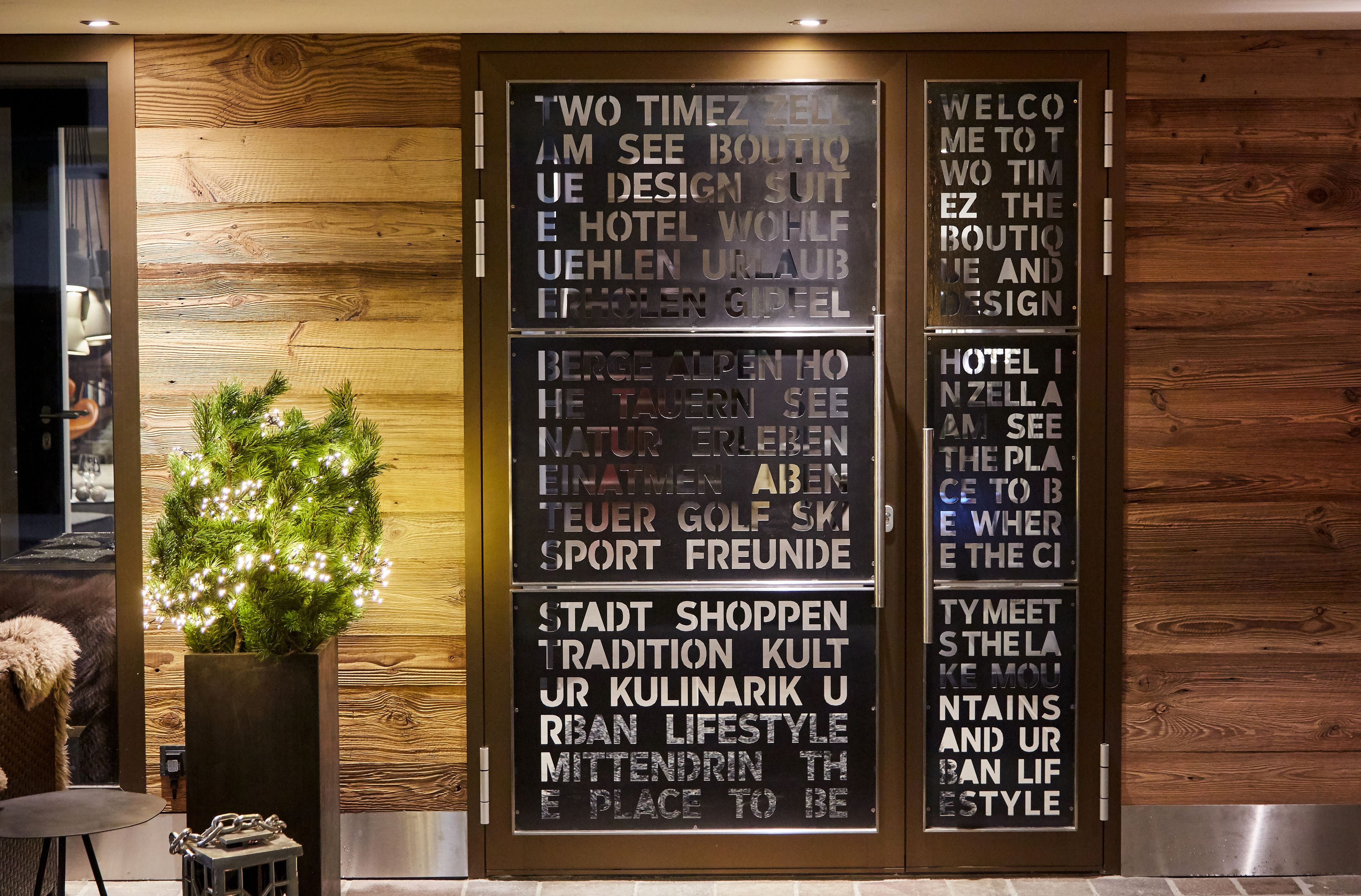 Two Timez Boutique Hotel