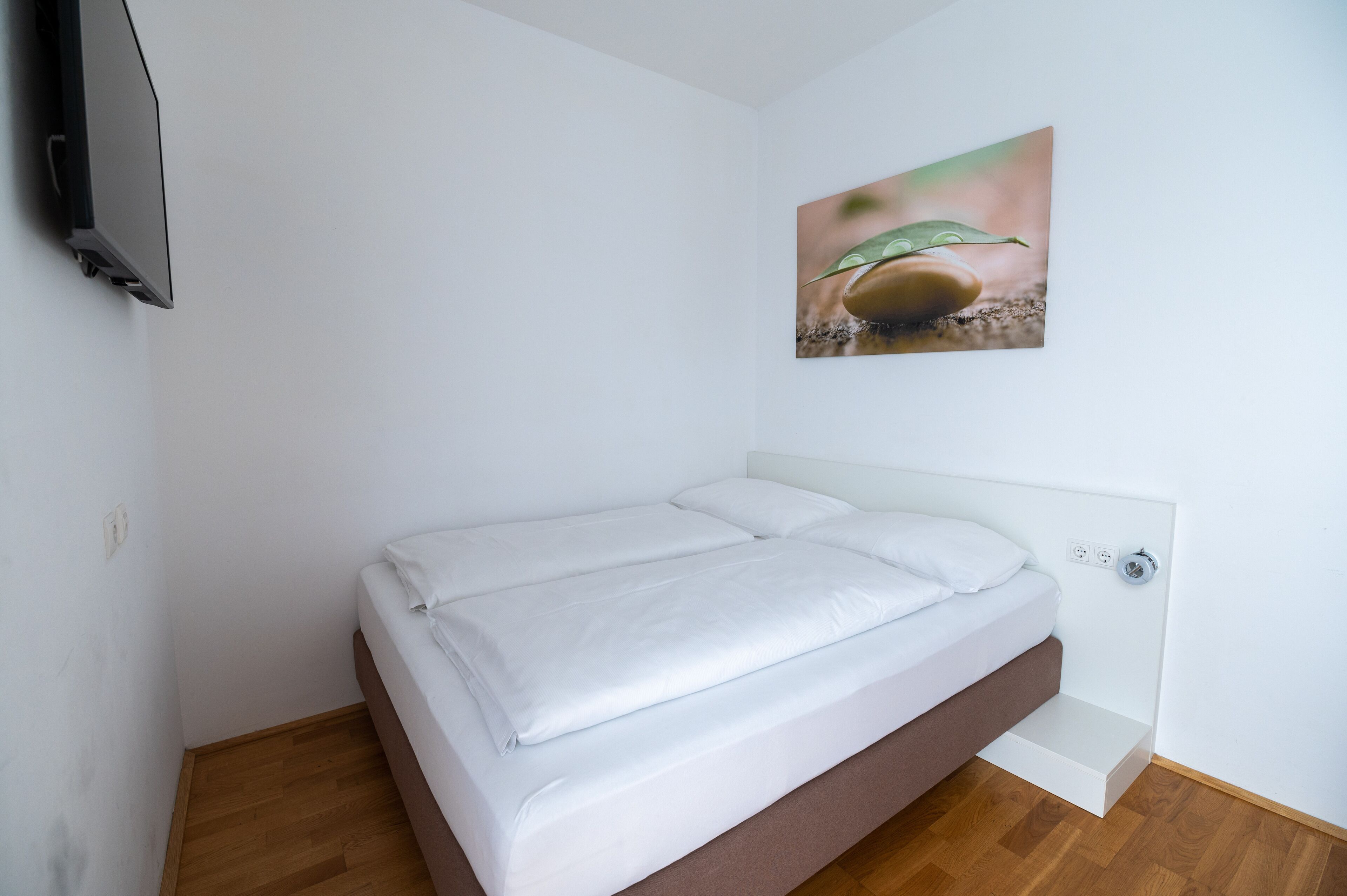 Shome Hotel