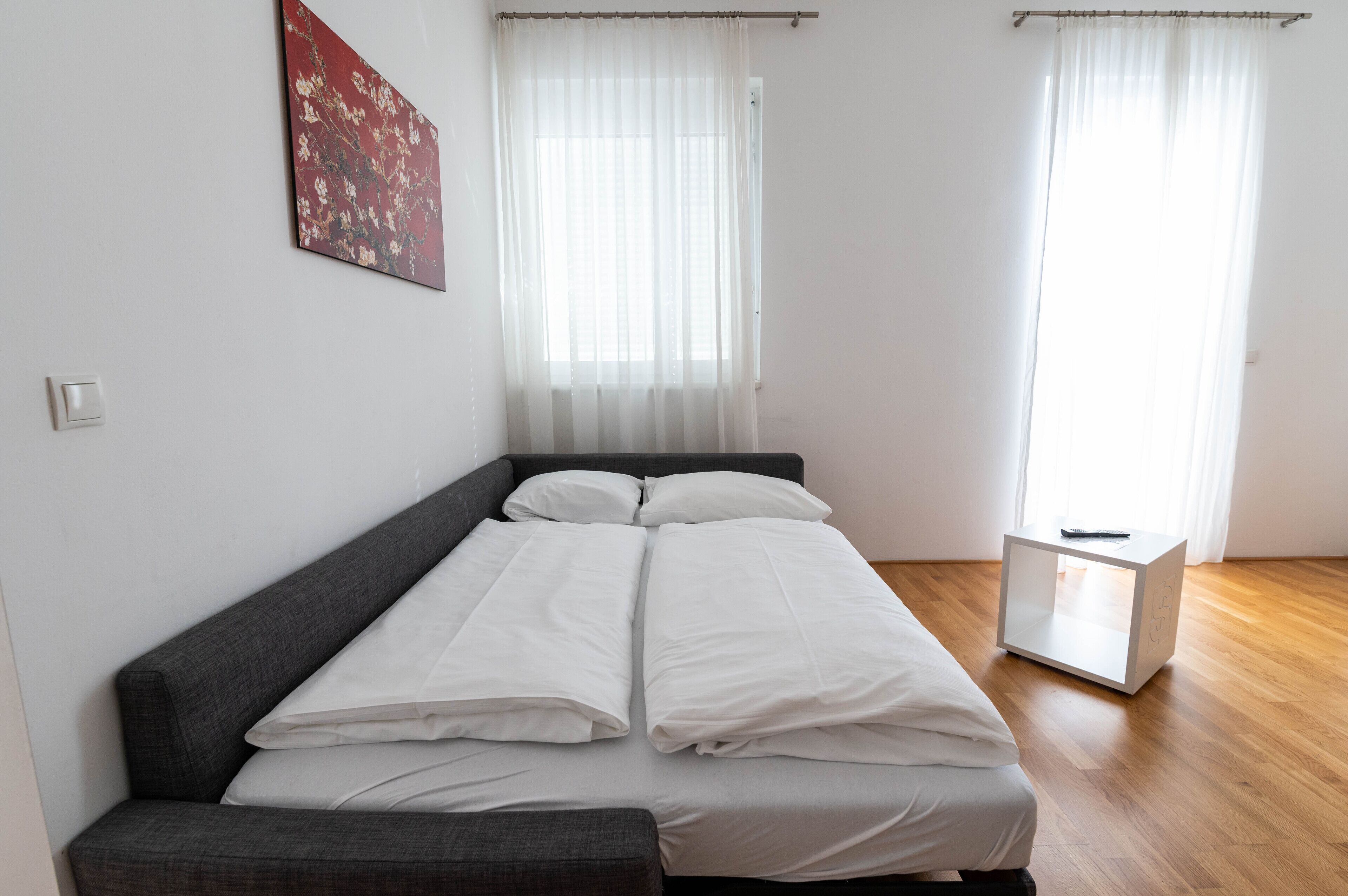 Shome Hotel