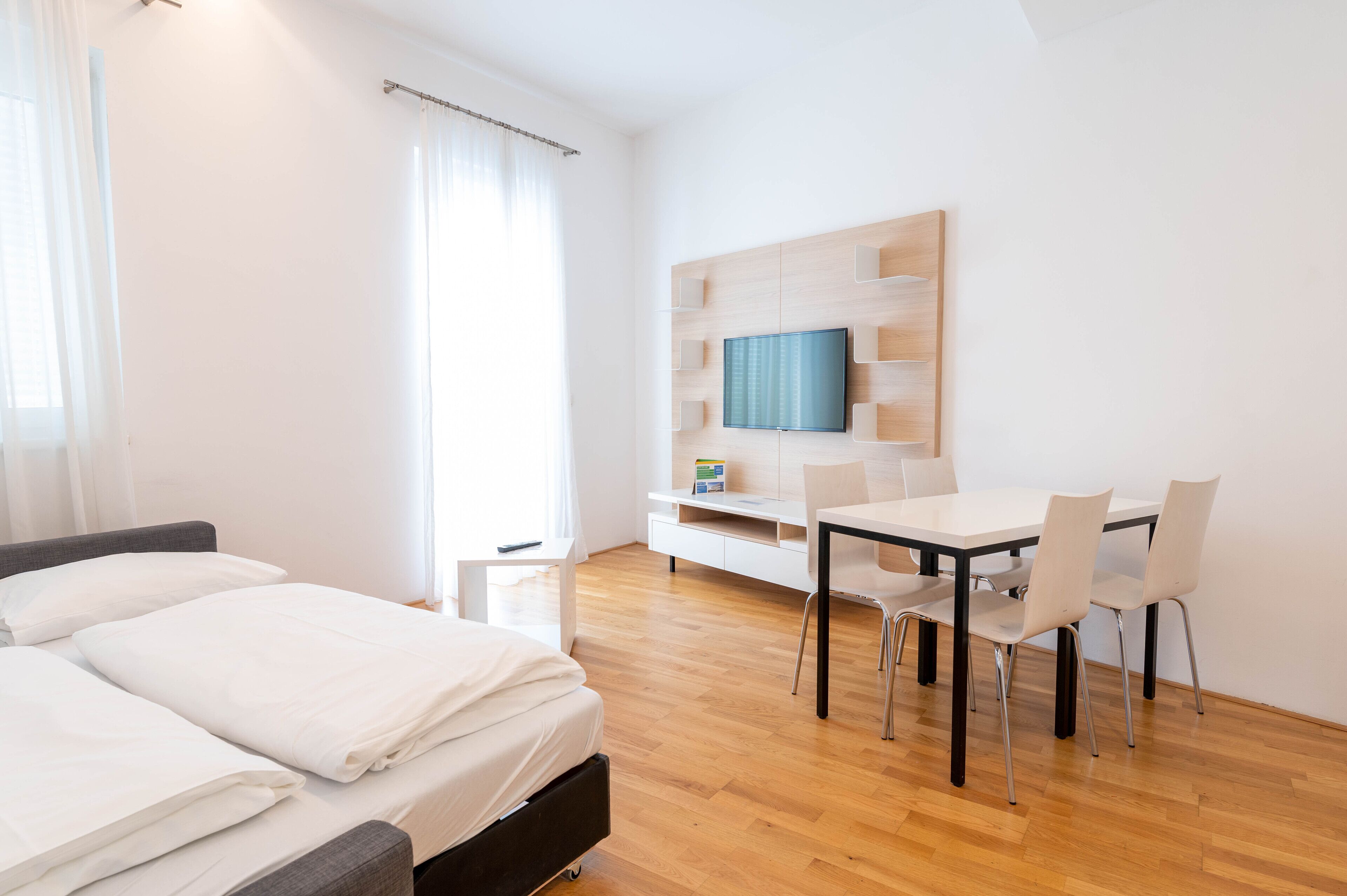 Shome Hotel