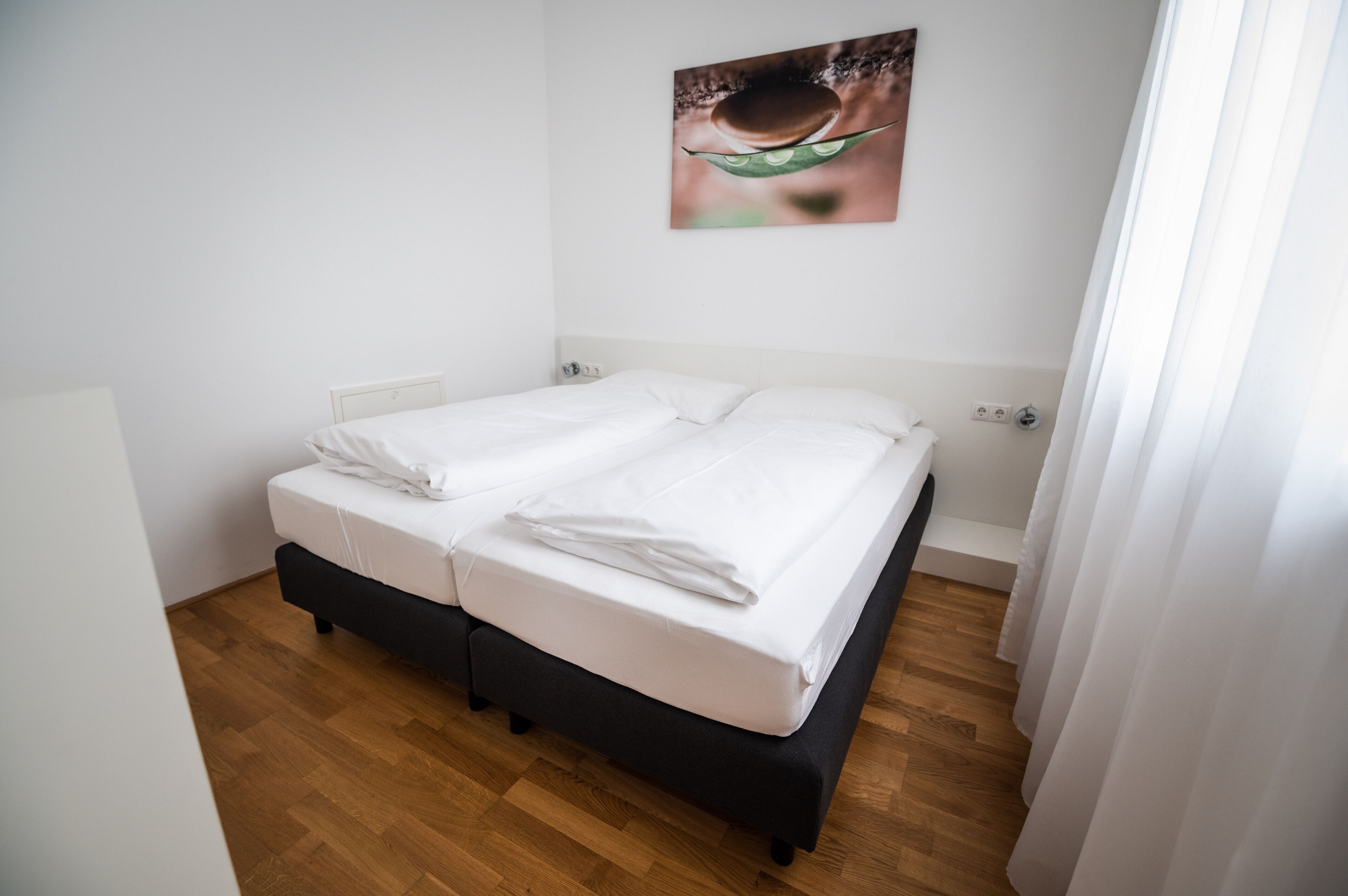 Shome Hotel