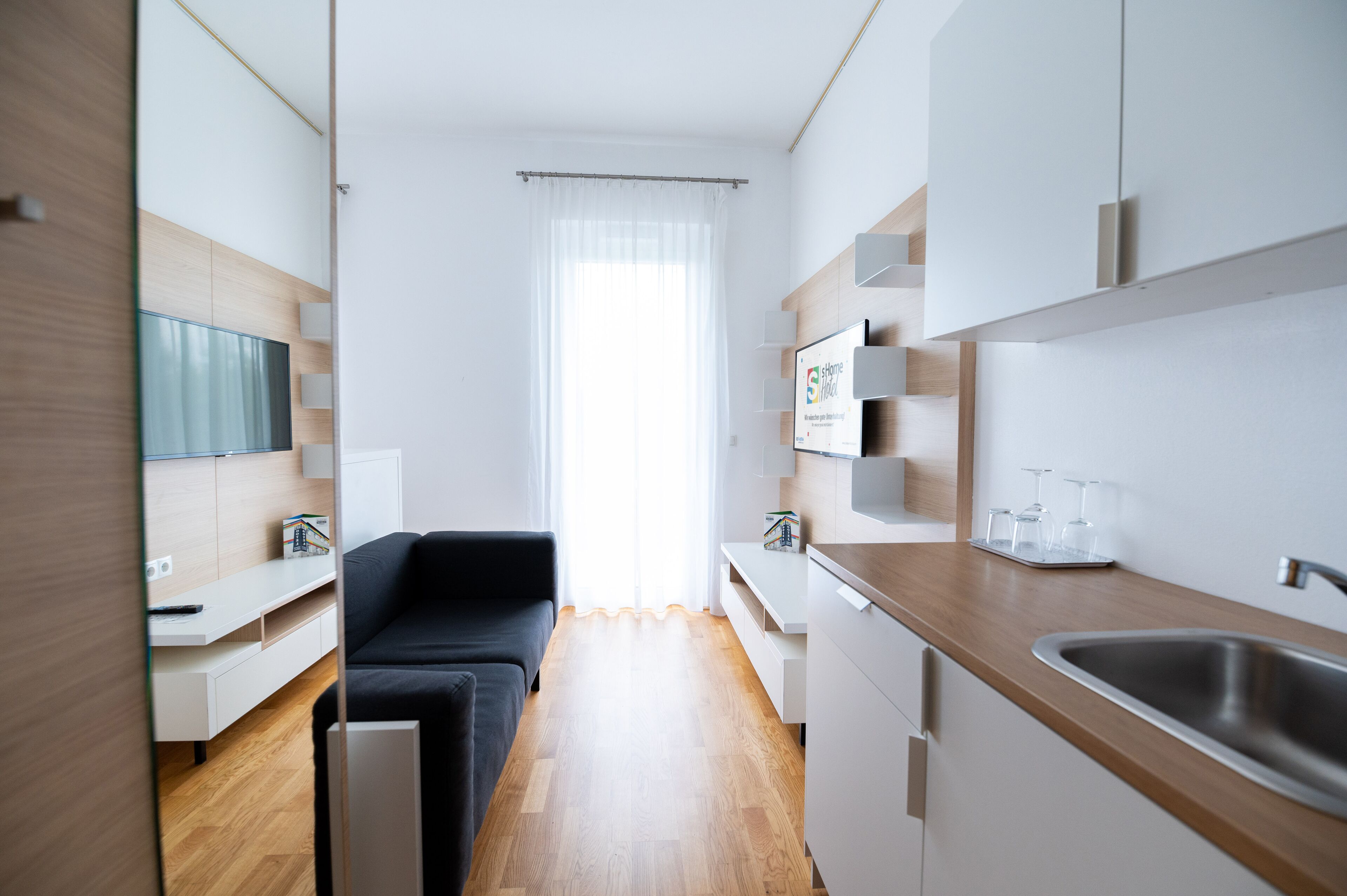 Shome Hotel