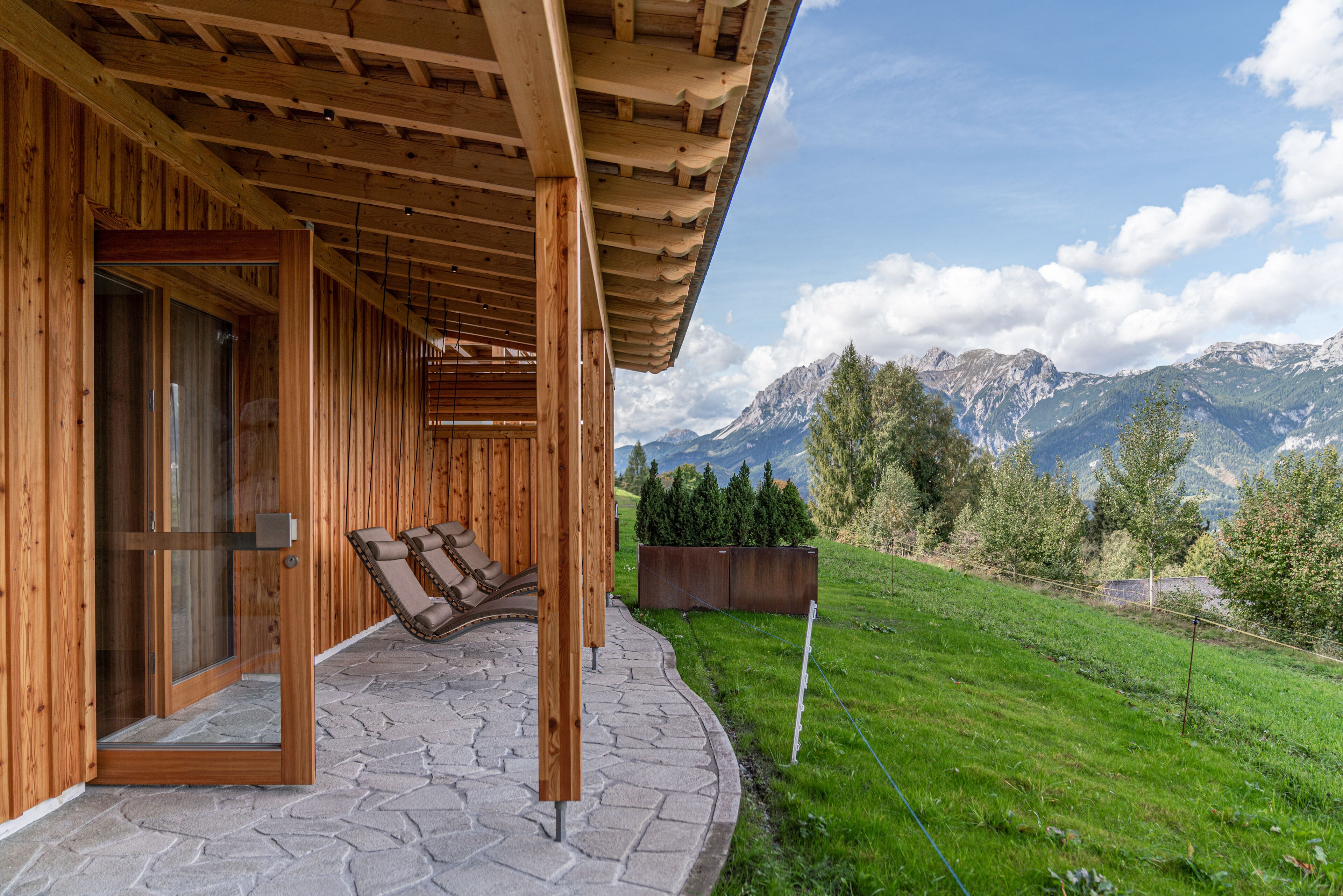 Skylodge Alpine Homes