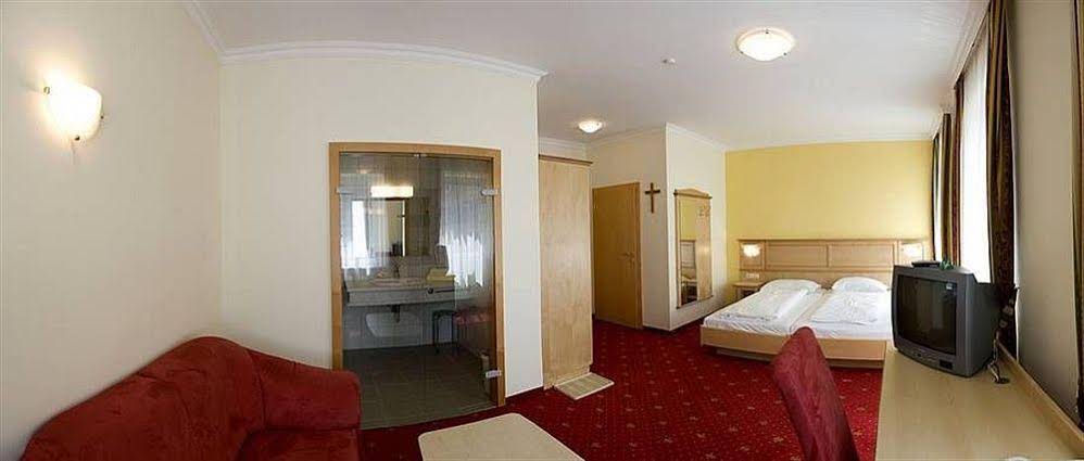 AKTIVHOTEL Weißer Hirsch