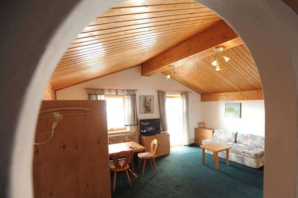 Chalet Alice
