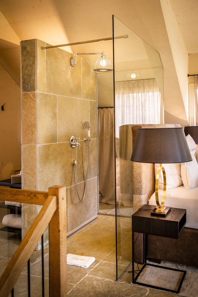 Golden Hill Country Chalets & Suites