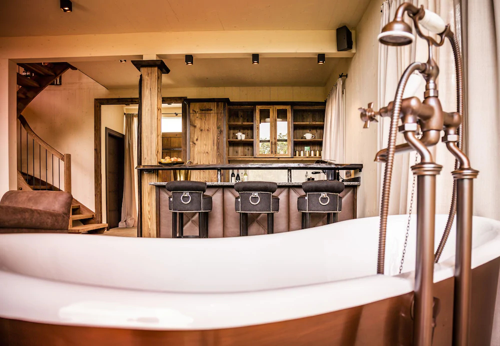 Golden Hill Country Chalets & Suites
